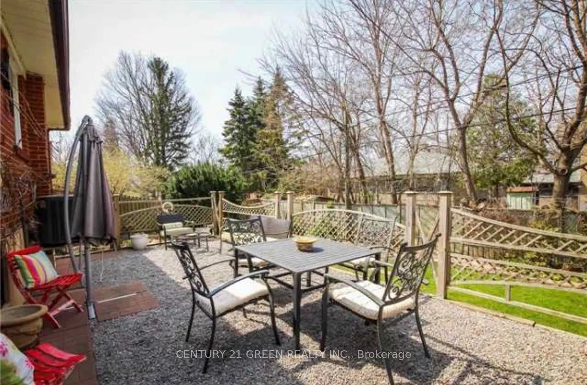 18 Roseglor Crescent