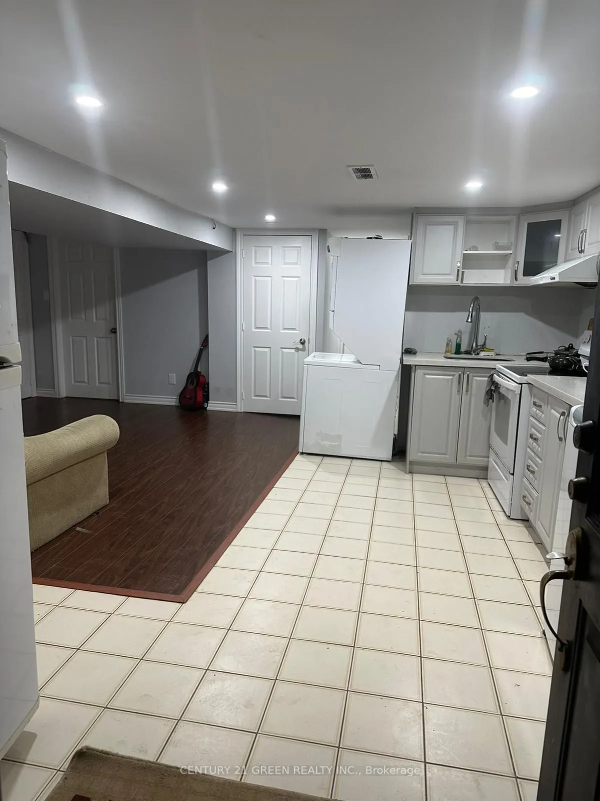 18 Roseglor Crescent