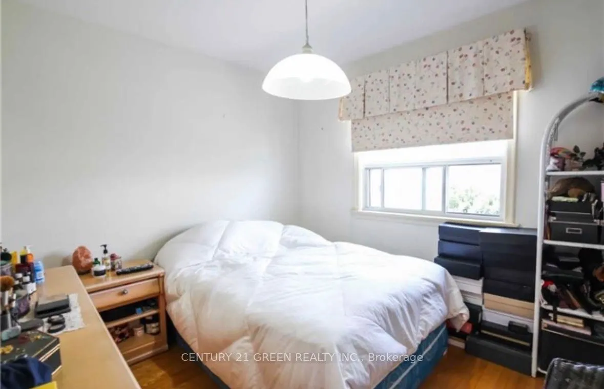 18 Roseglor Crescent