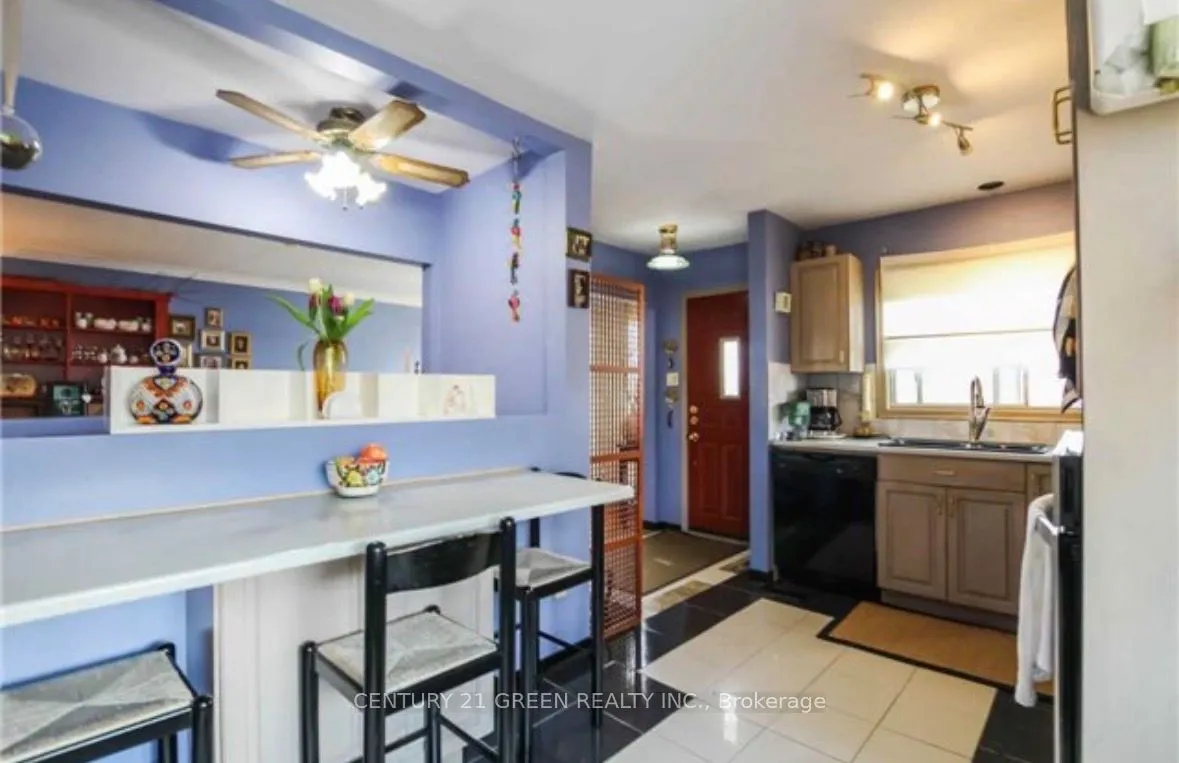 18 Roseglor Crescent