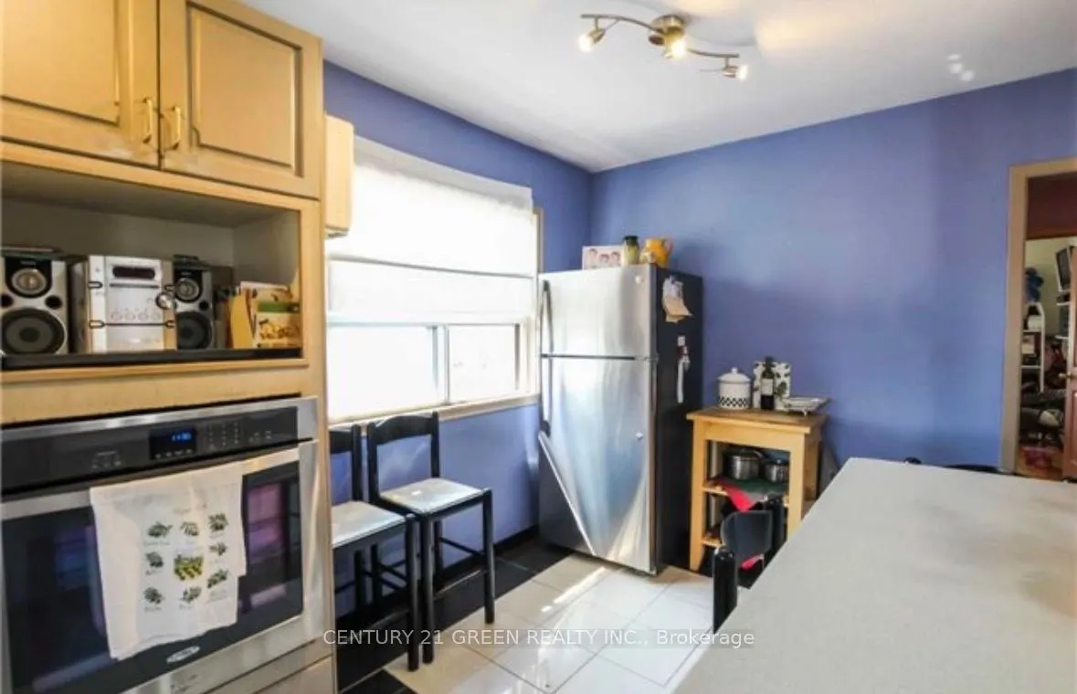 18 Roseglor Crescent