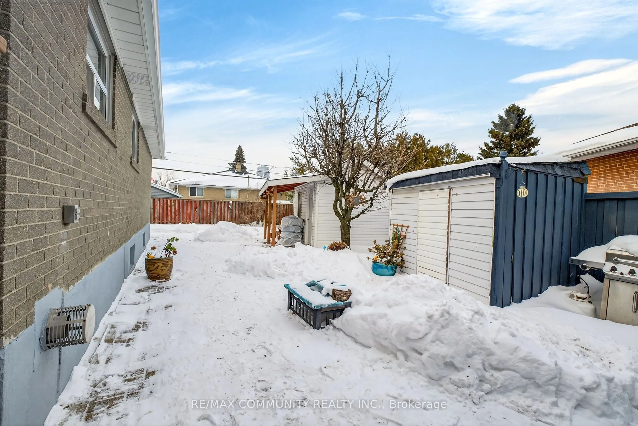 855 Zator Avenue