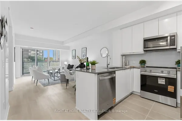 3260 SHEPPARD Avenue E #411