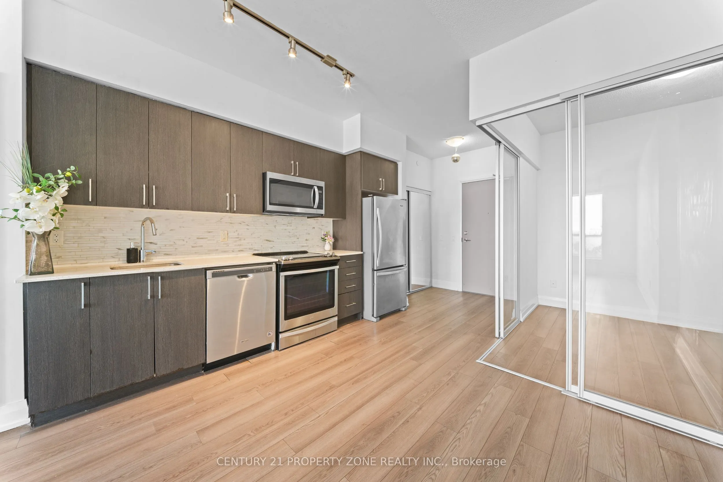 3121 Sheppard Avenue E #710