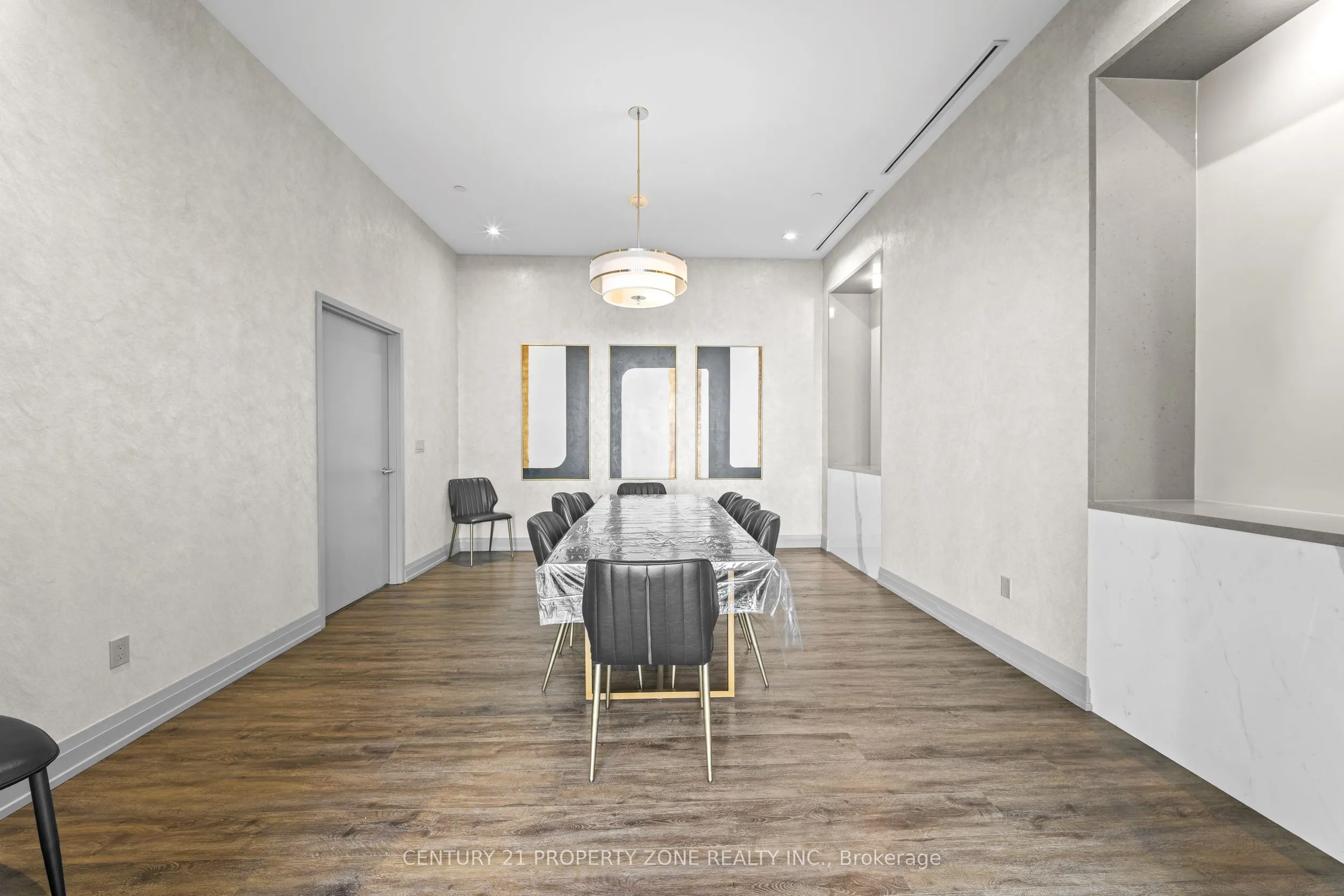 3121 Sheppard Avenue E #710
