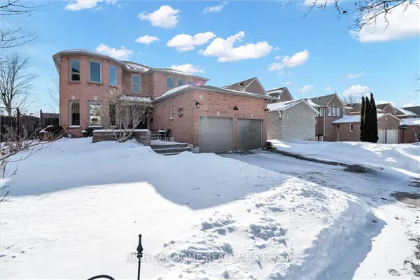 33 Willcocks Crescent