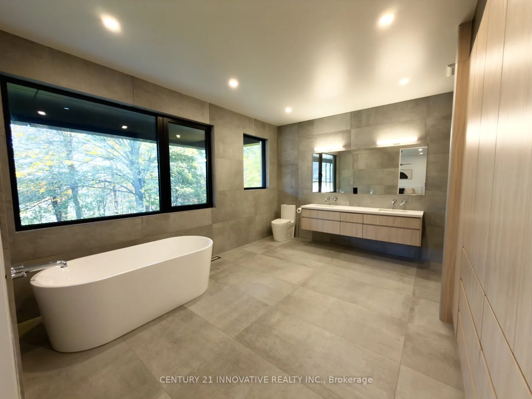 10 Haida Court