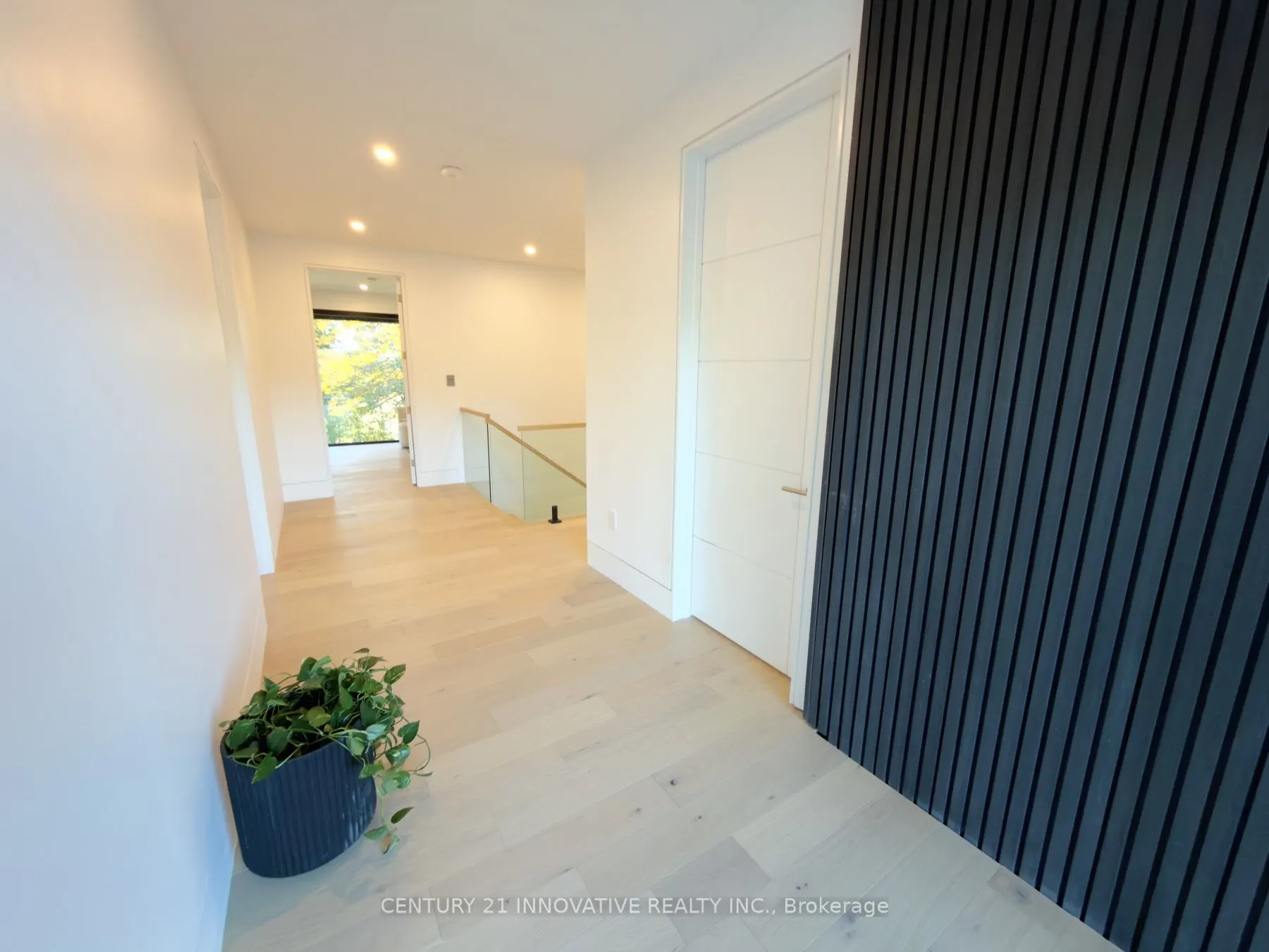 10 Haida Court