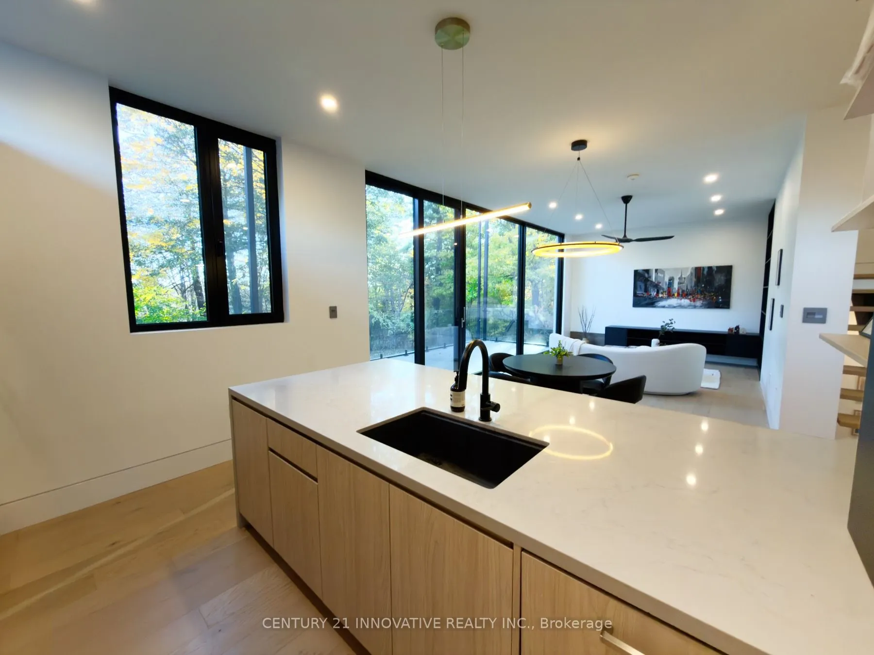10 Haida Court