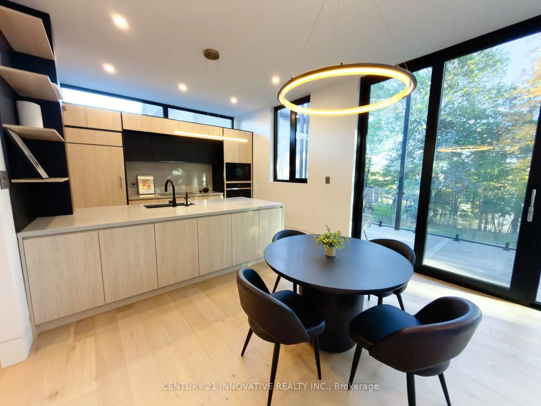 10 Haida Court