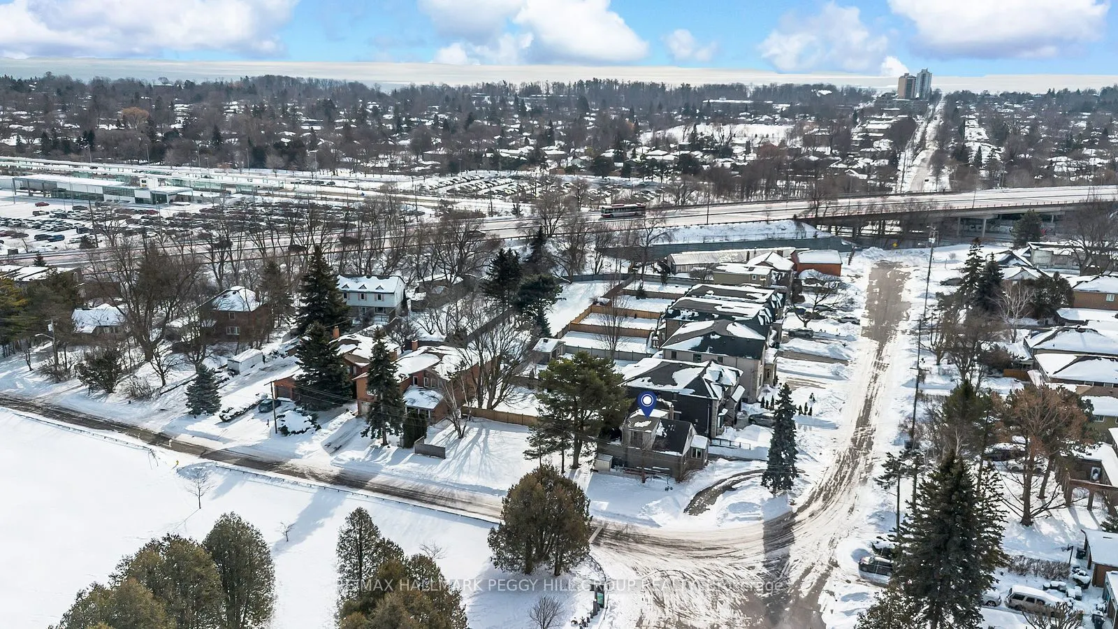 425 Livingston Road N