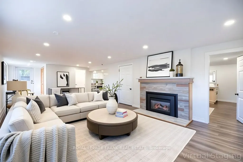 1695 Scugog Street