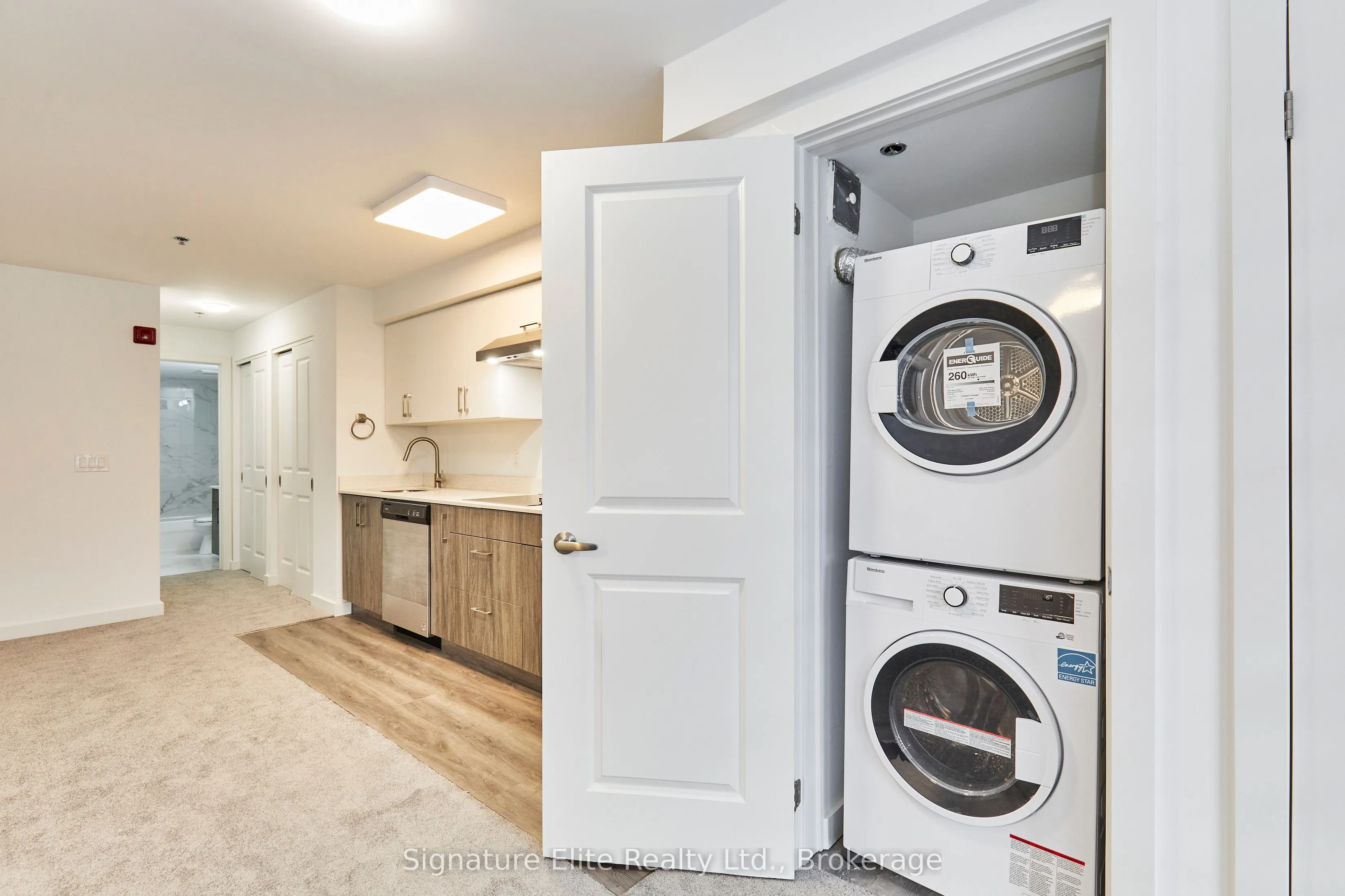 45 Connaught Avenue #203