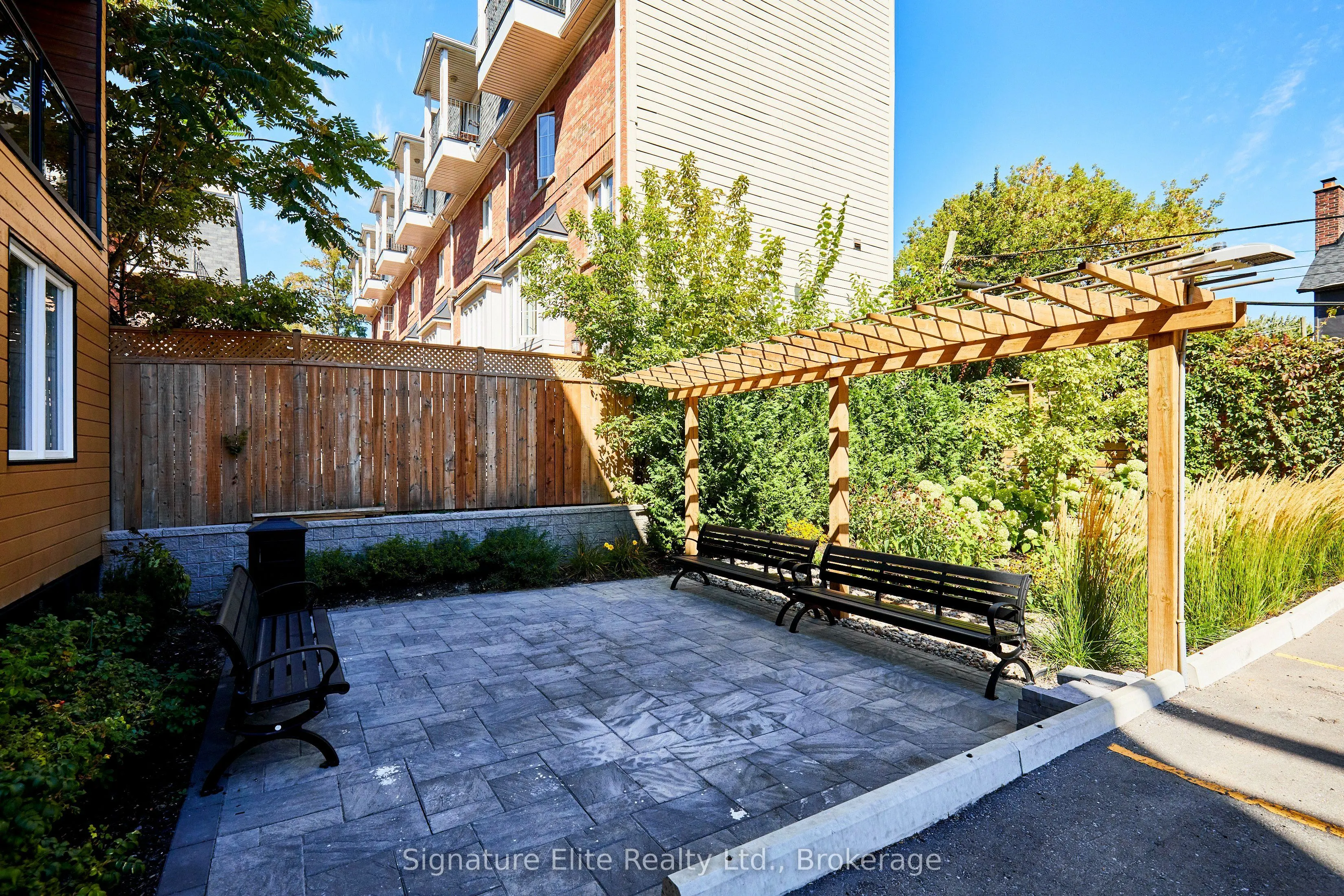 45 Connaught Avenue #203