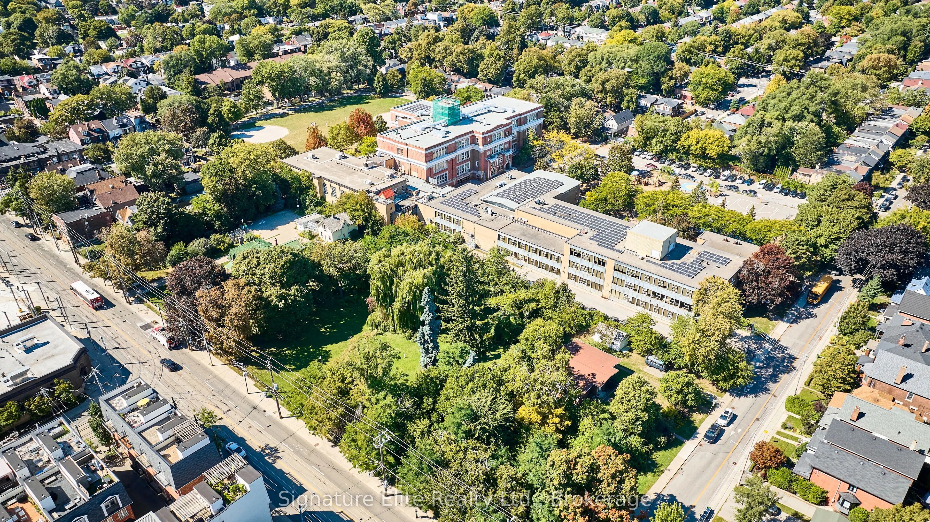 45 Connaught Avenue #203