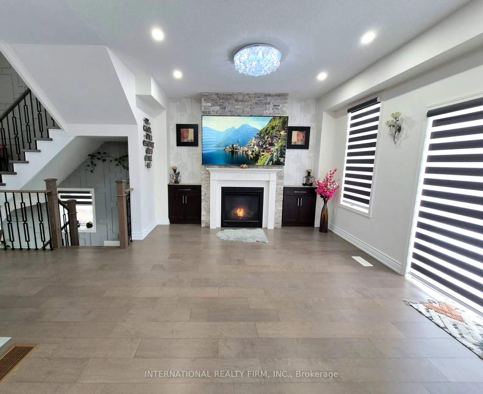 1 Devineridge Avenue