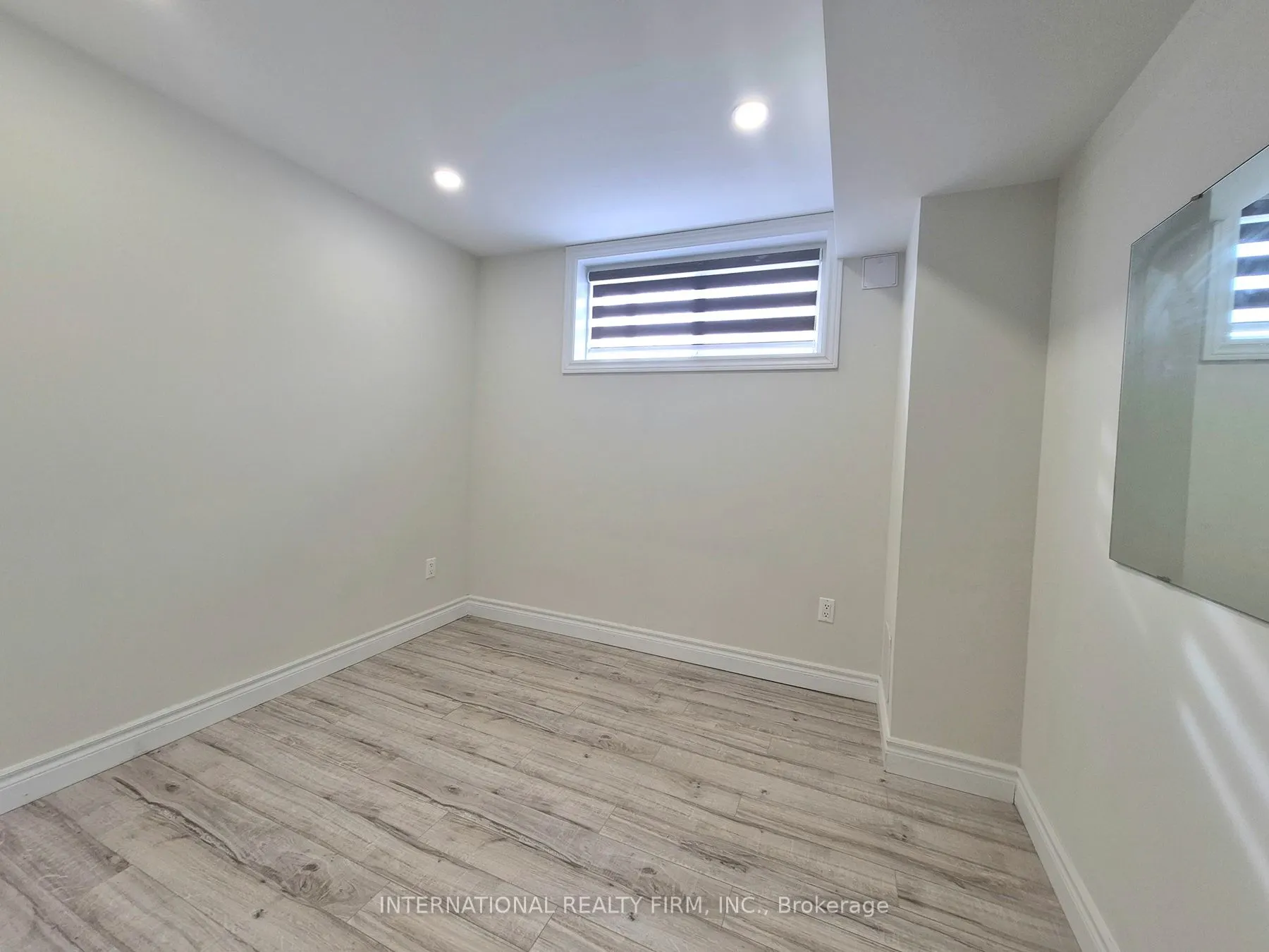 1 Devineridge Avenue