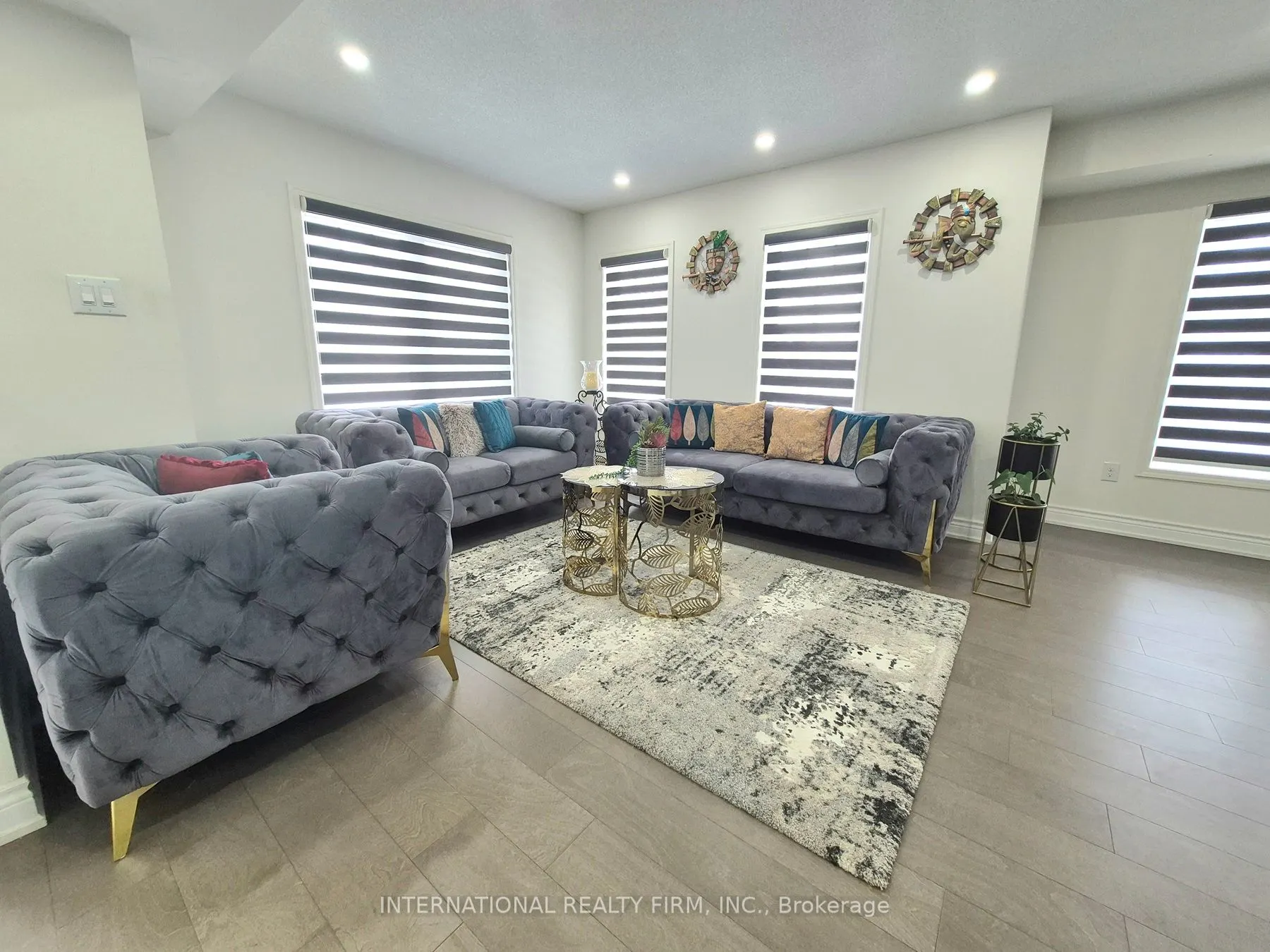 1 Devineridge Avenue