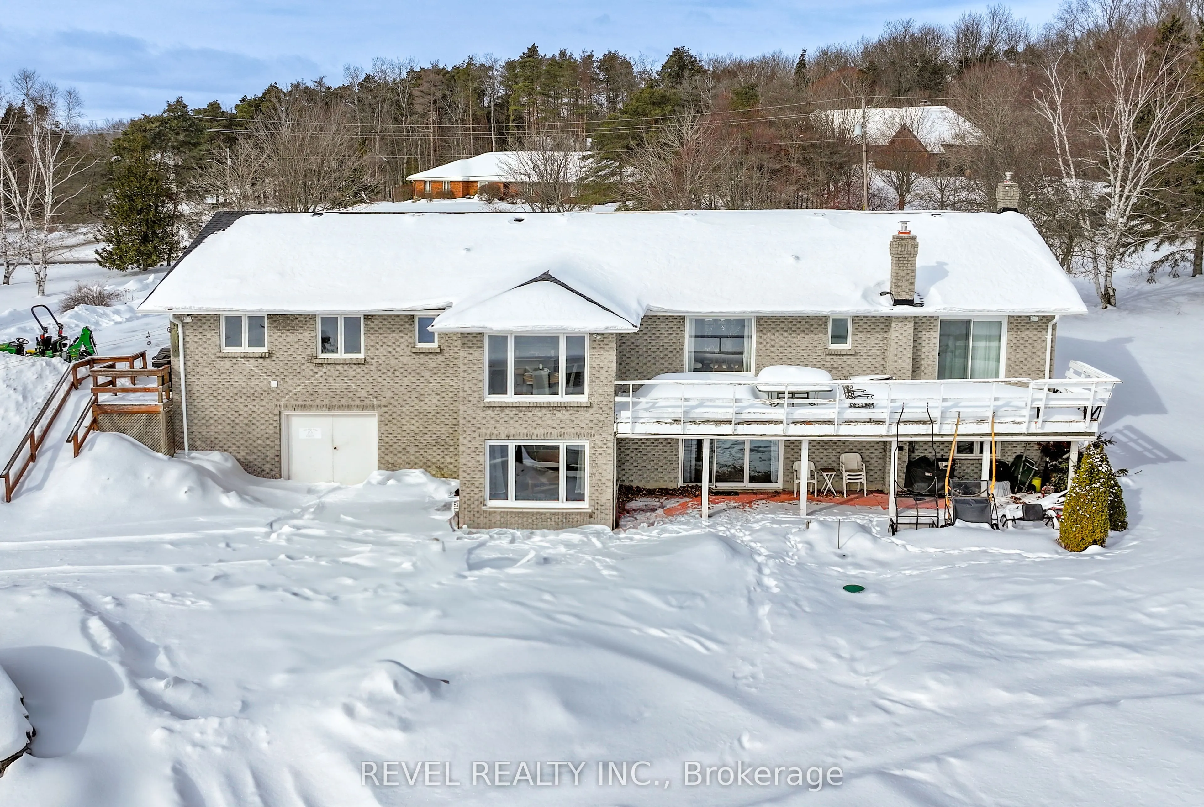 30 Castle Harbour Drive