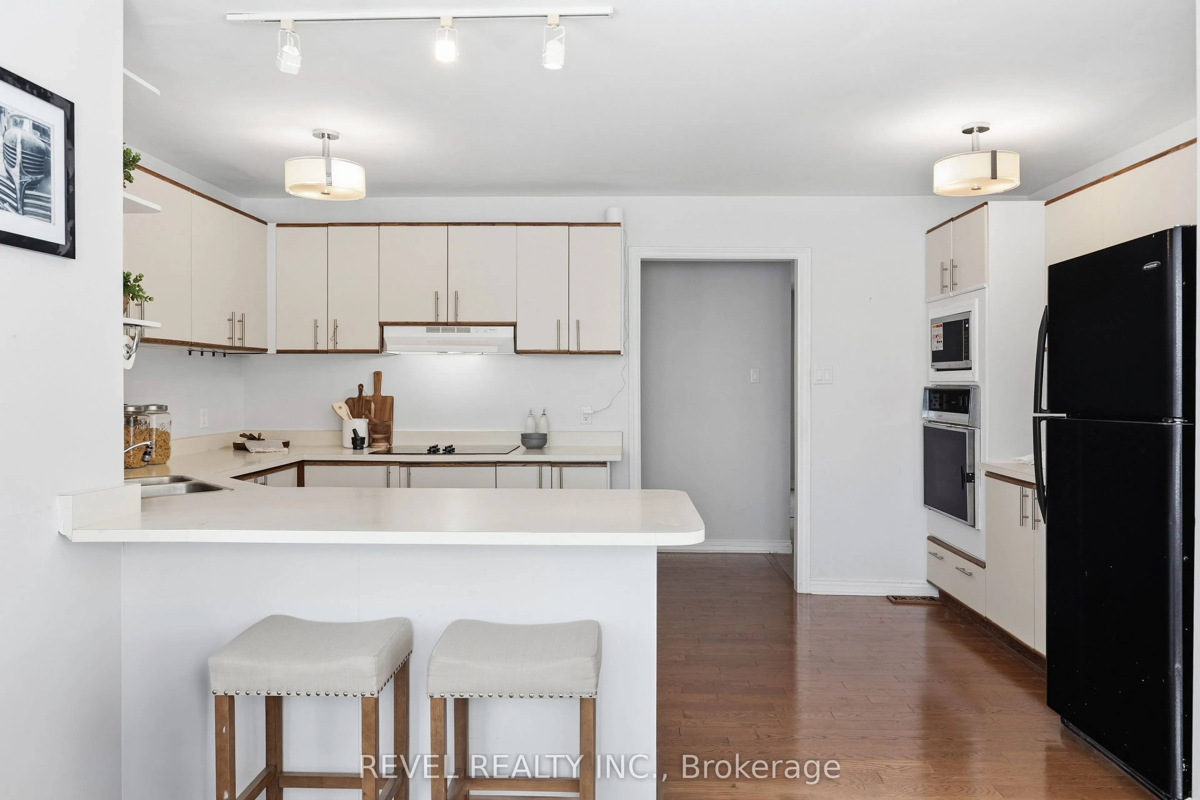 30 Castle Harbour Drive