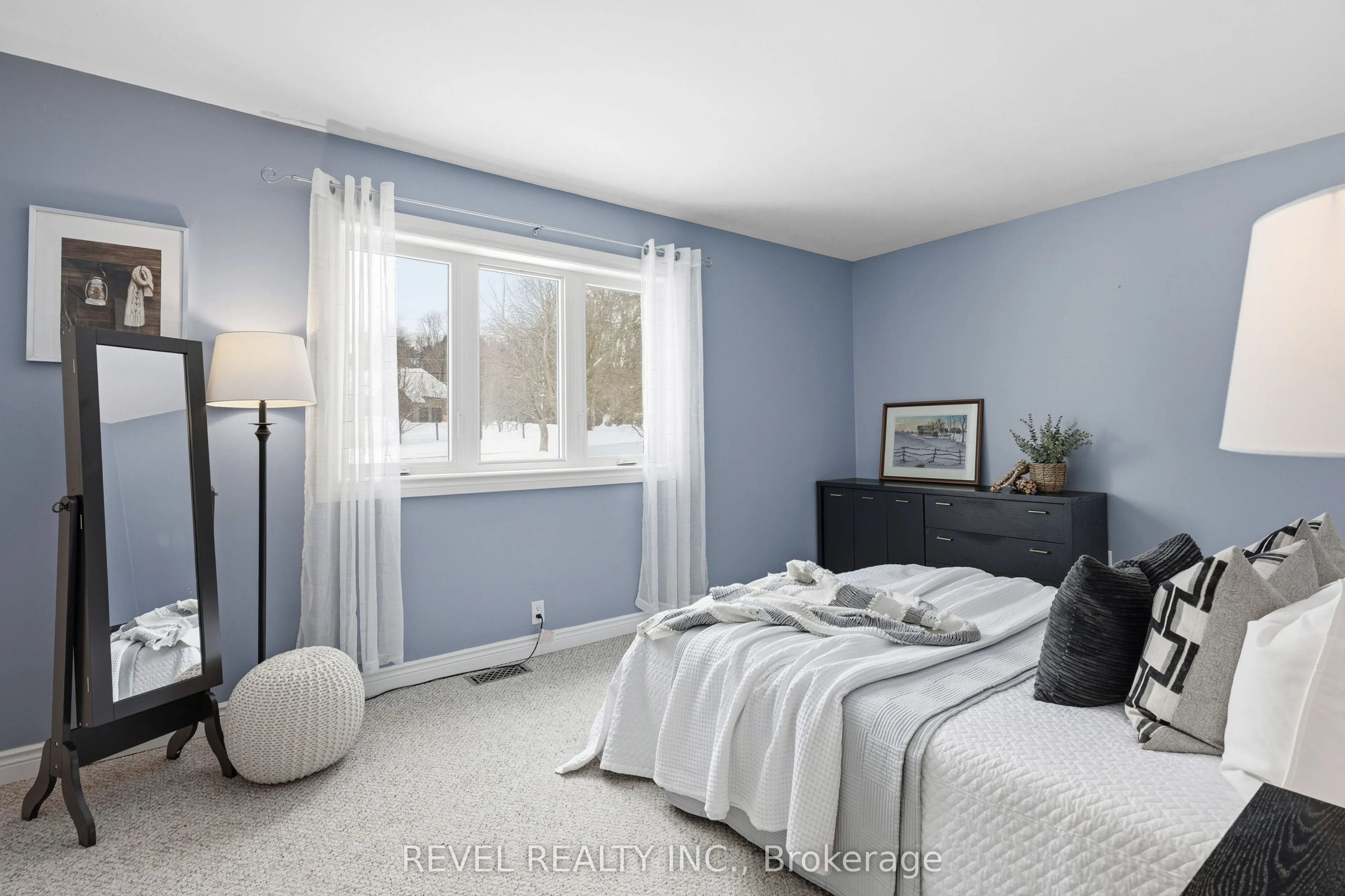 30 Castle Harbour Drive