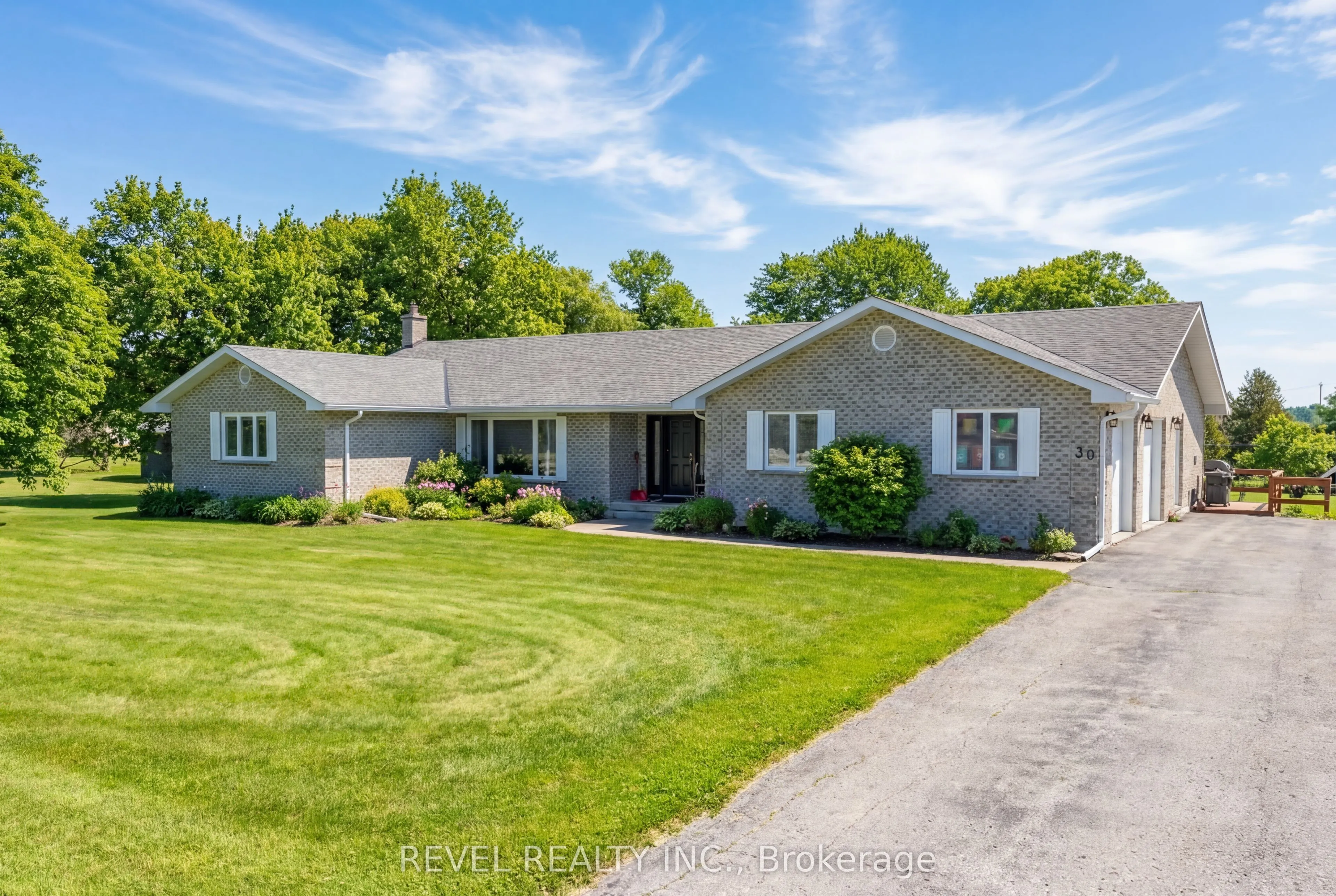 30 Castle Harbour Drive