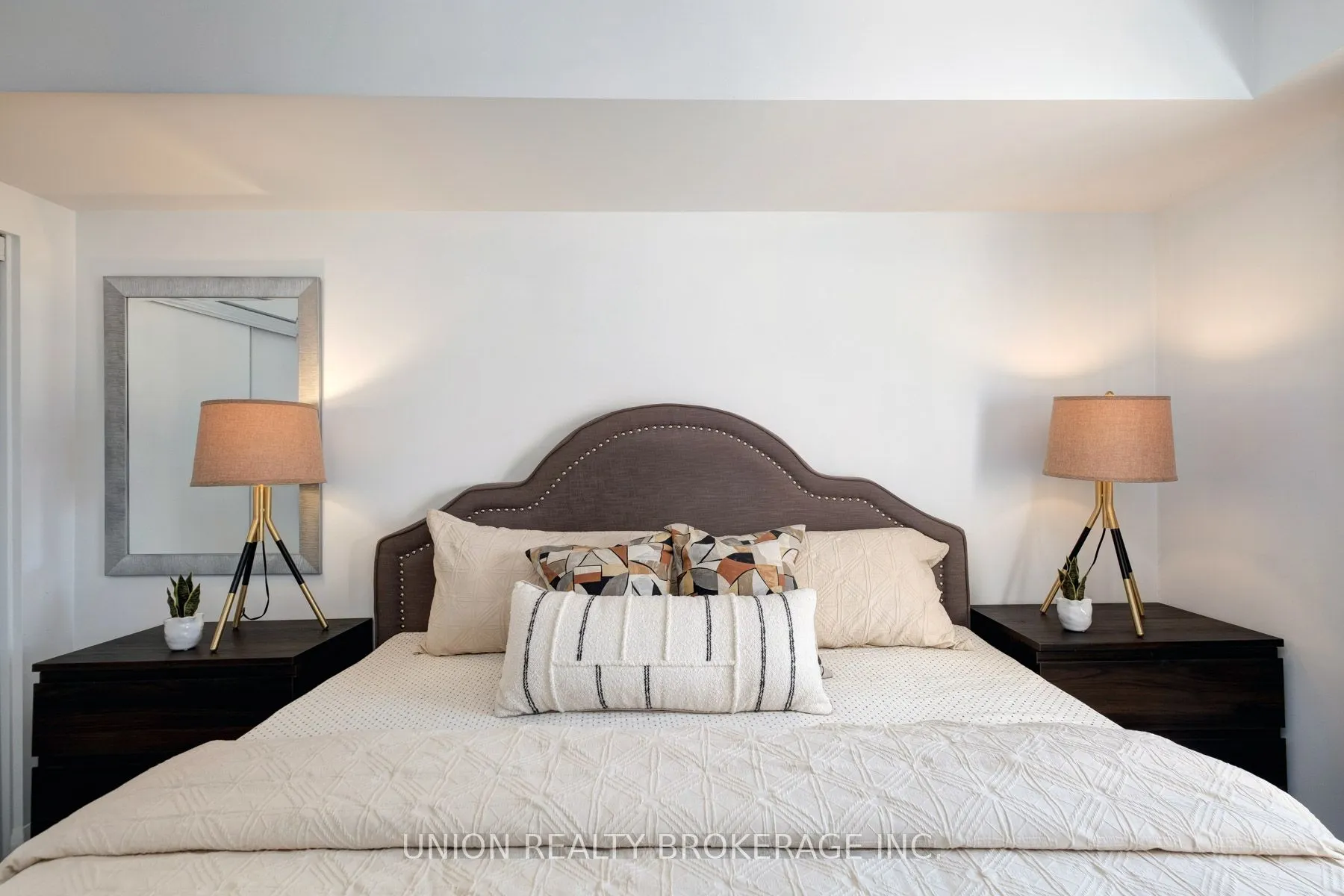 60 Mendelssohn Street #115