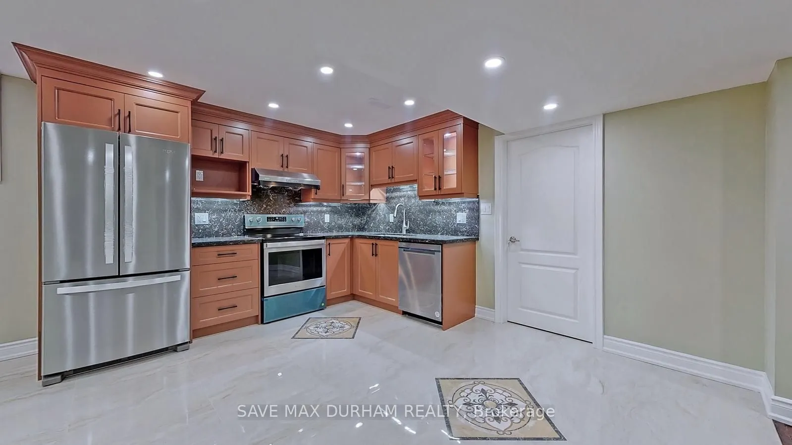 30 Williamson Drive W #Bsmt