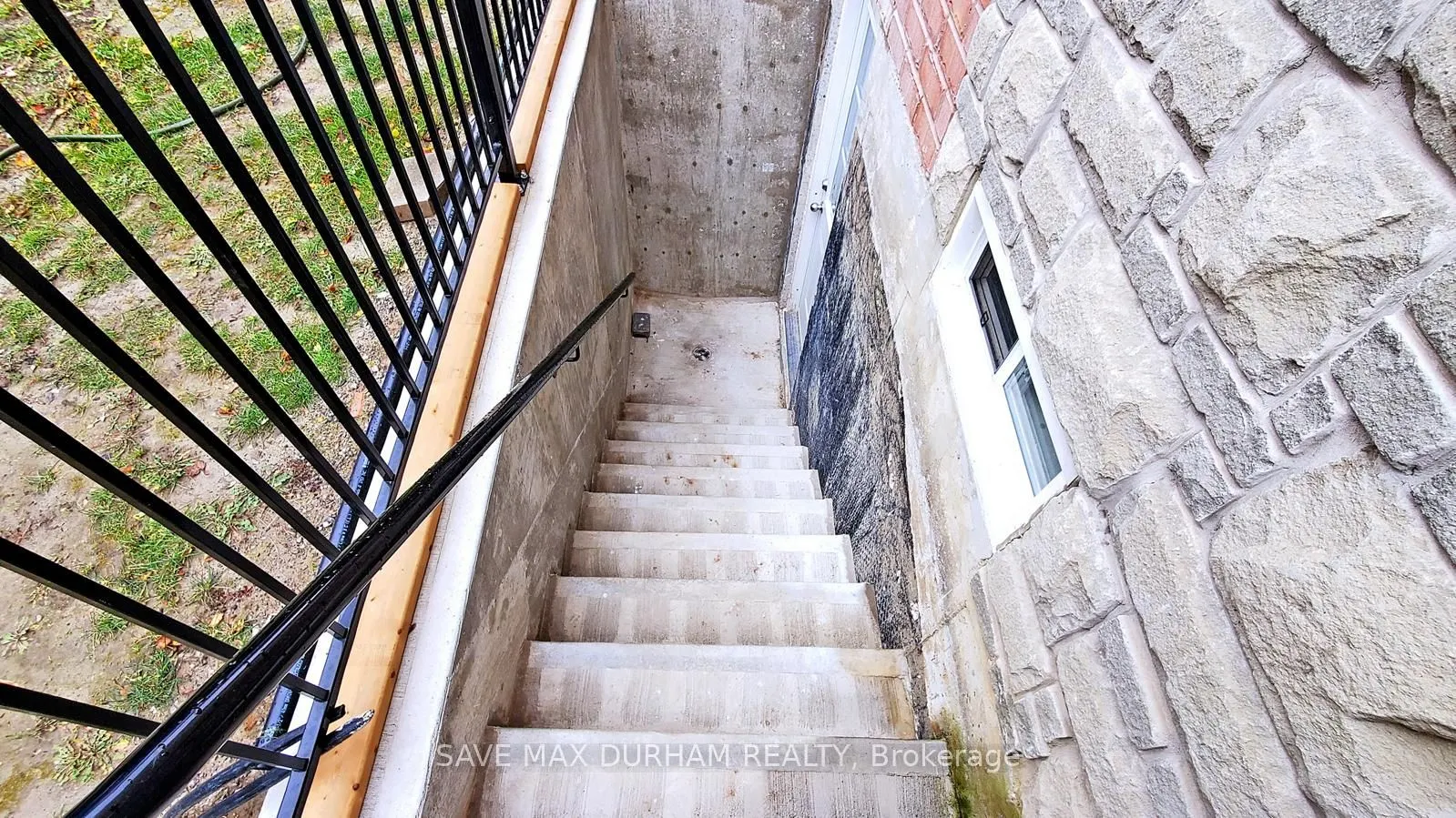 30 Williamson Drive W #Bsmt