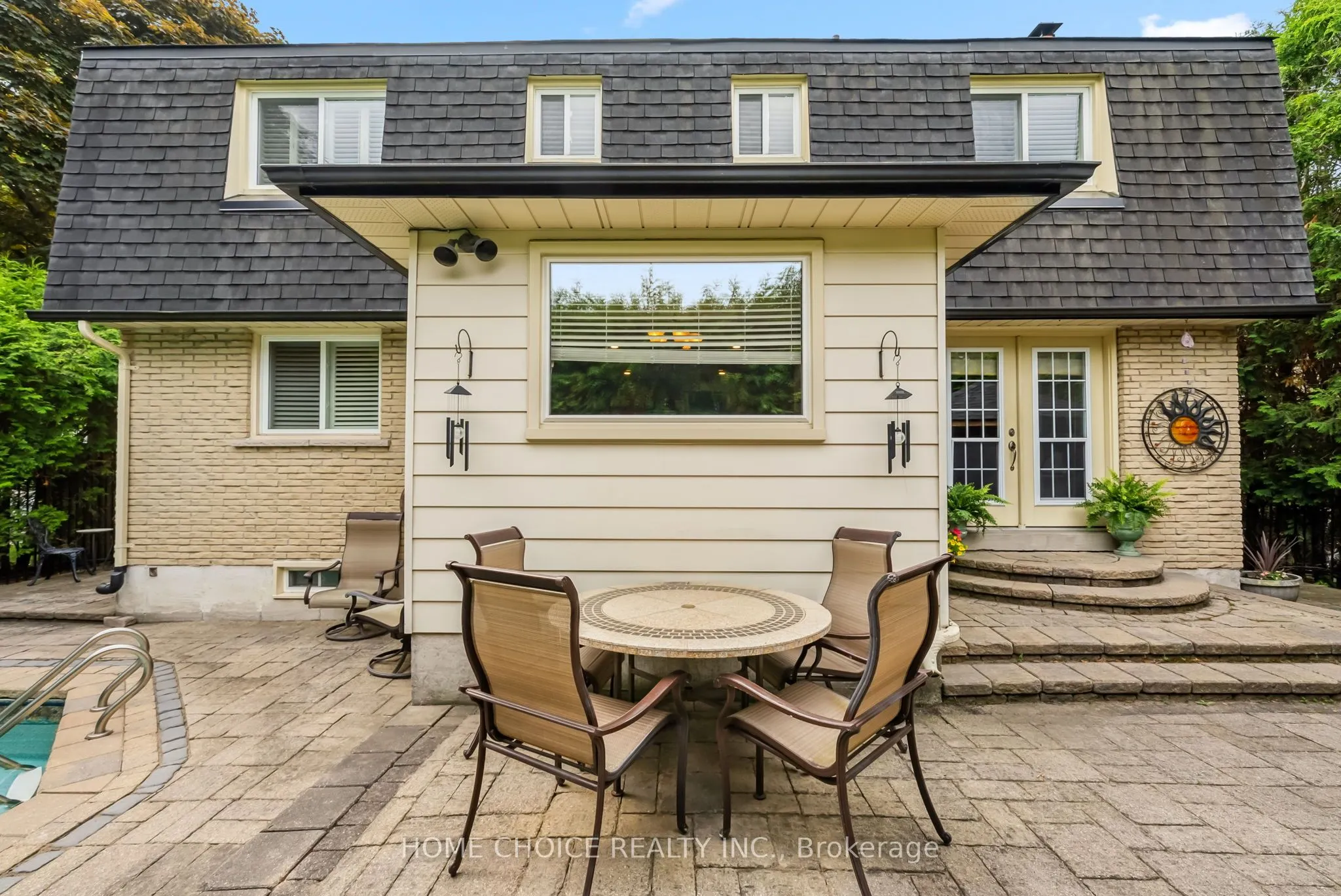 1206 Northgate Crescent