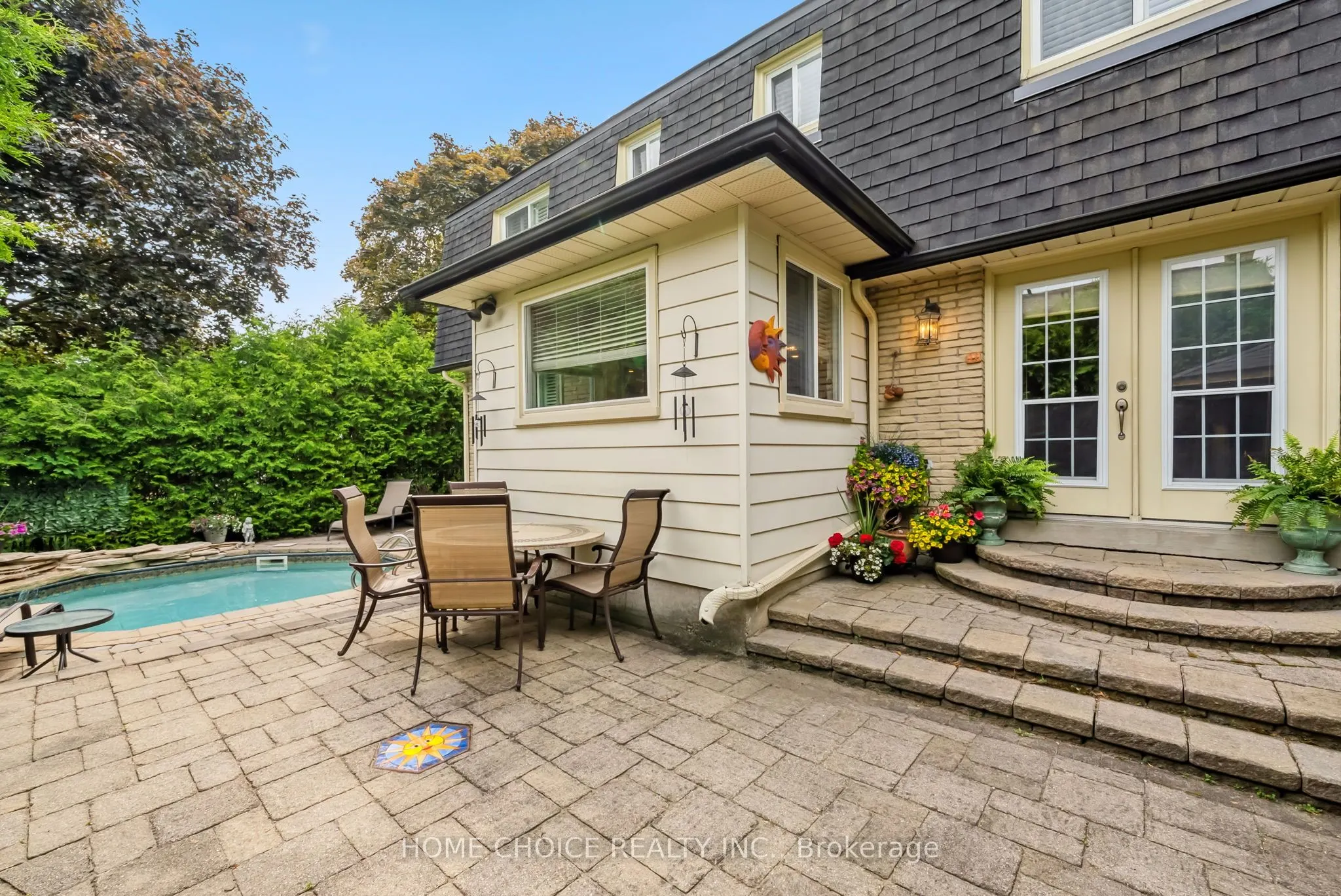 1206 Northgate Crescent