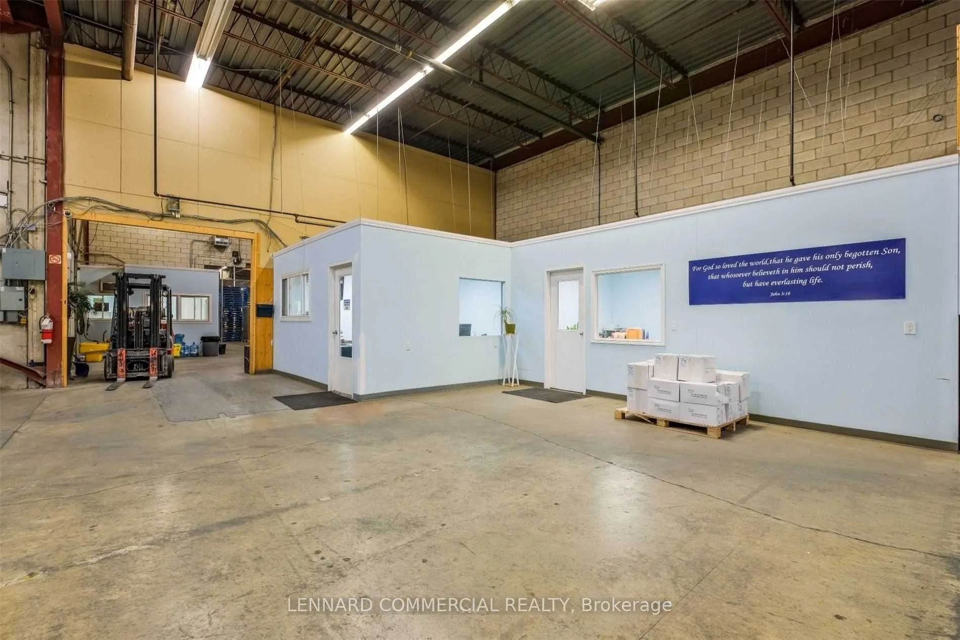 5600 Finch Avenue E #1