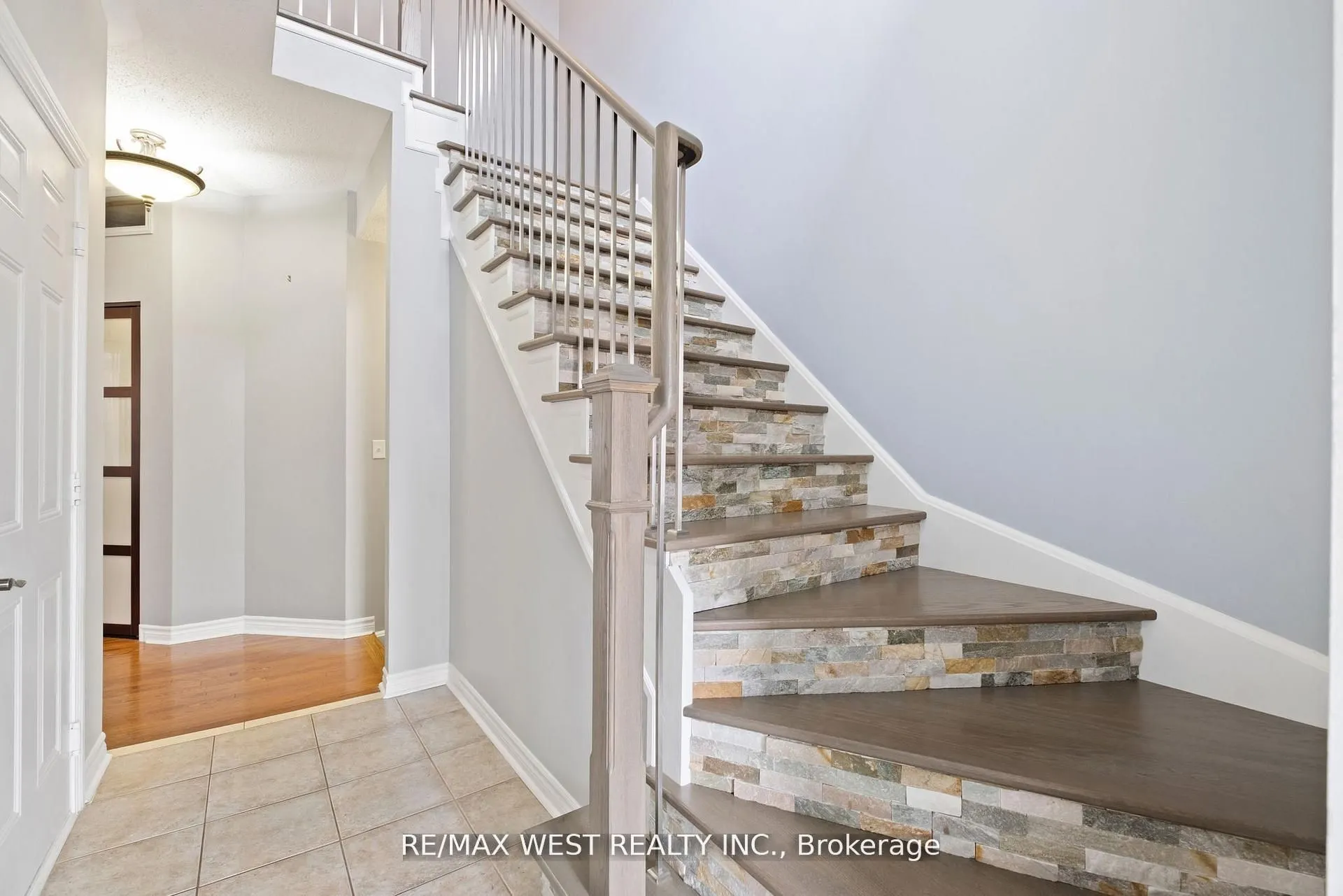 31 Buxton Lane