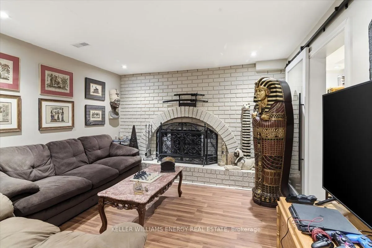 14 Christie Crescent
