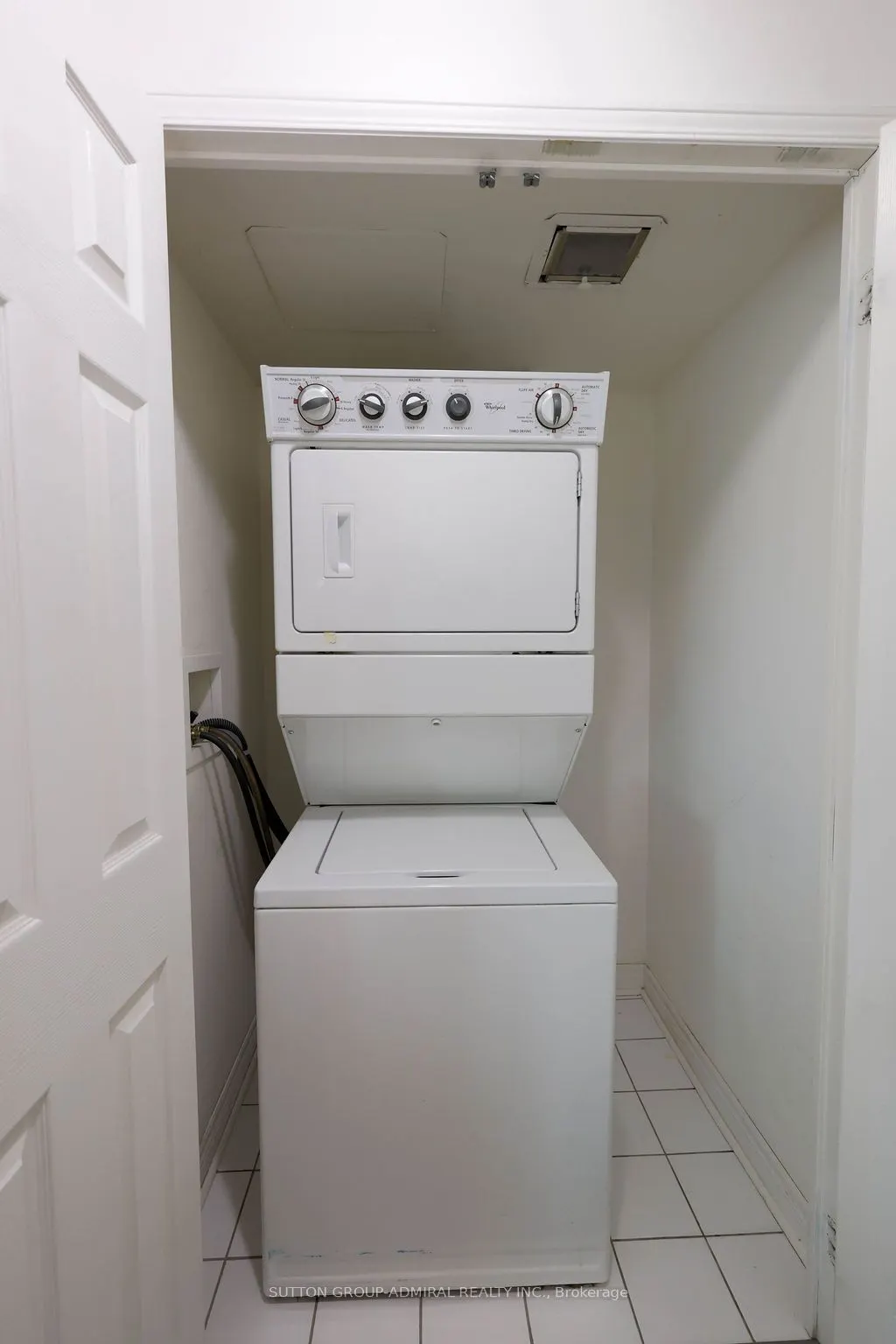 60 Fairfax Crescent #409