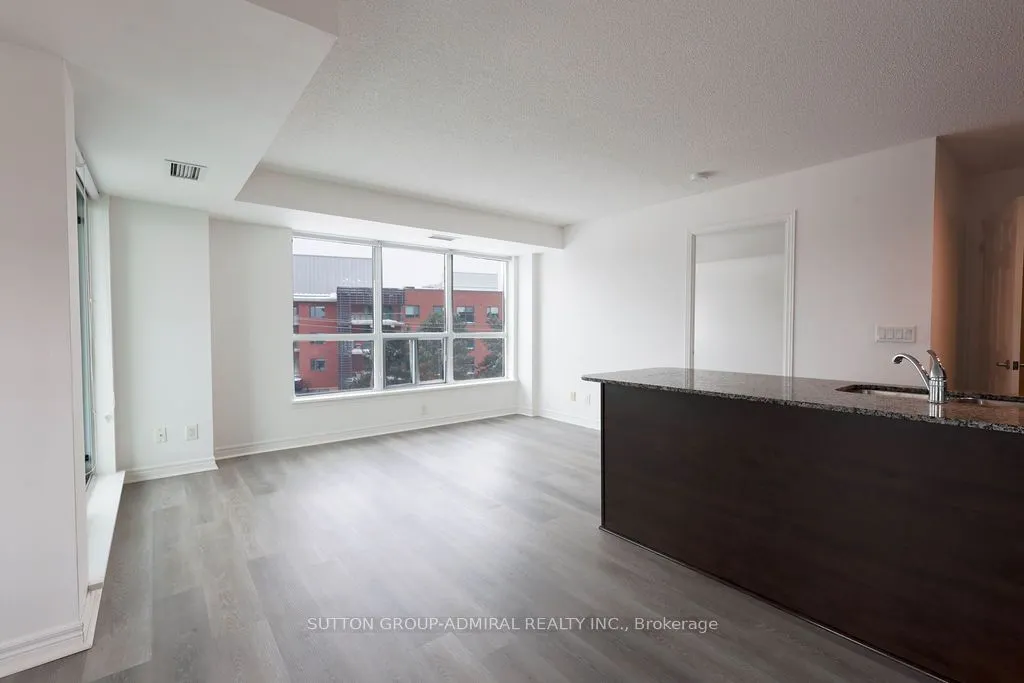 60 Fairfax Crescent #409