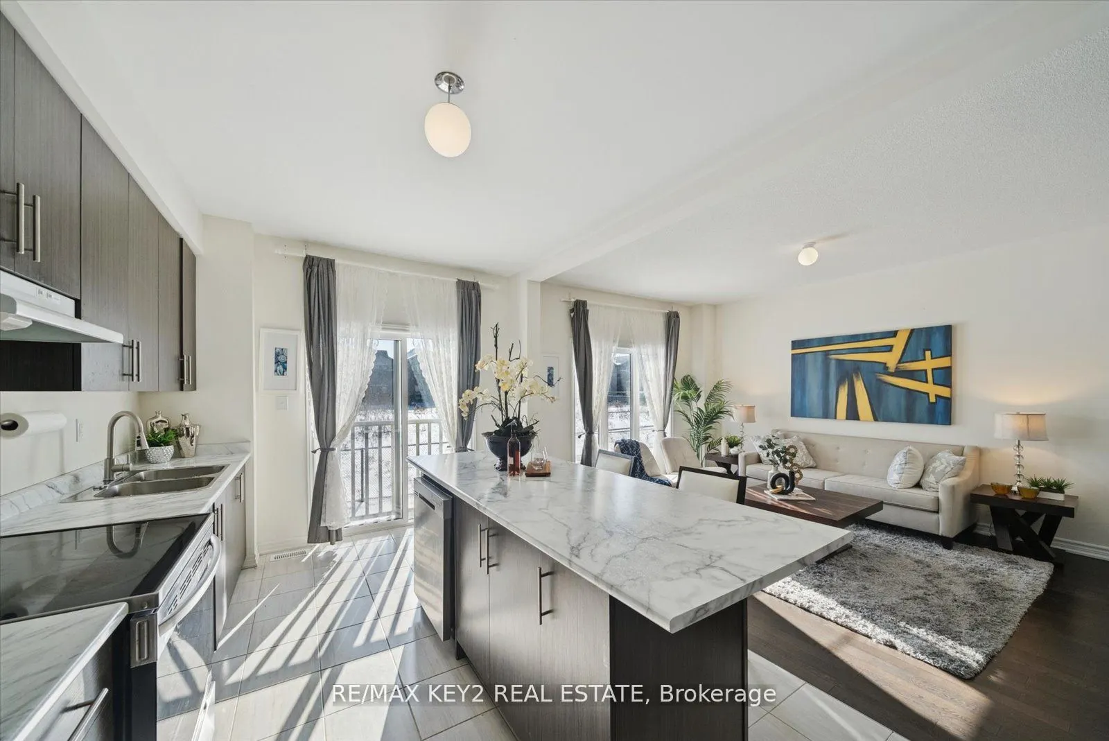 1129 Cameo Street