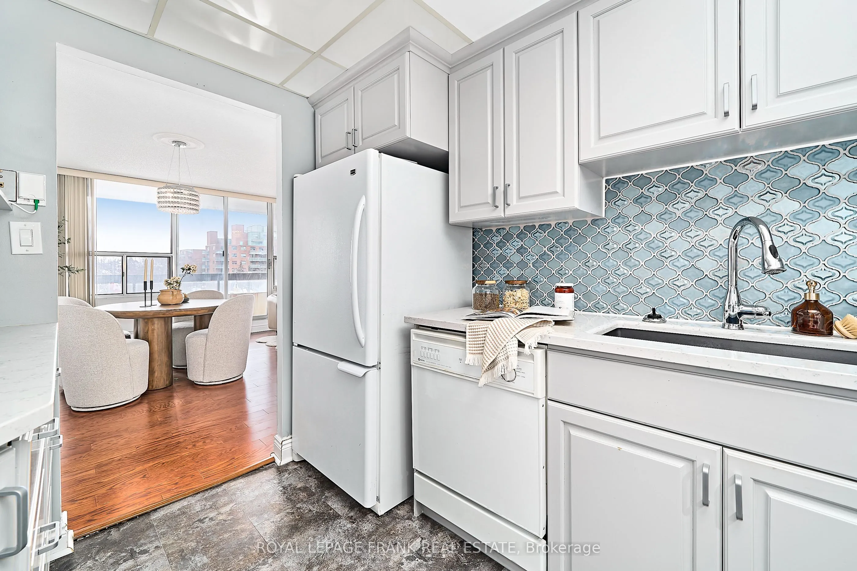55 William Street E #505