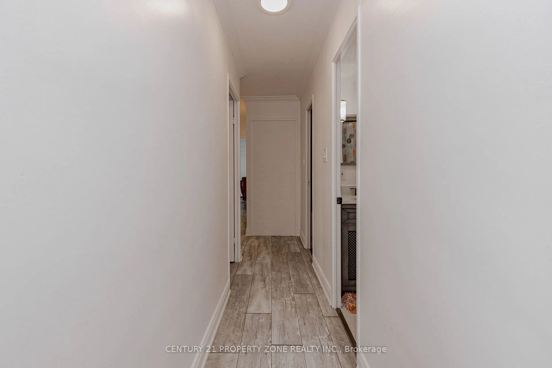 180 Markham Road #1701