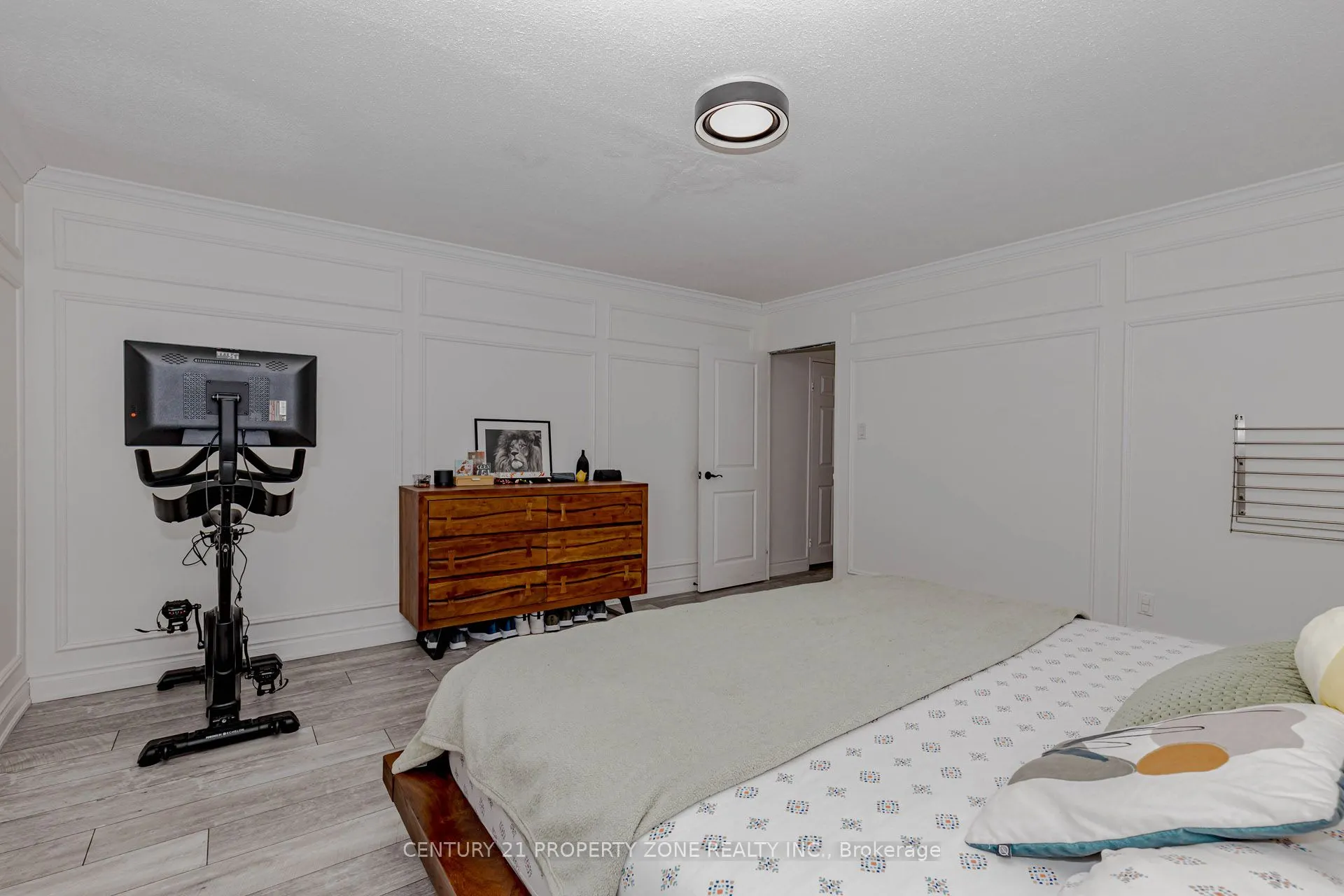 180 Markham Road #1701