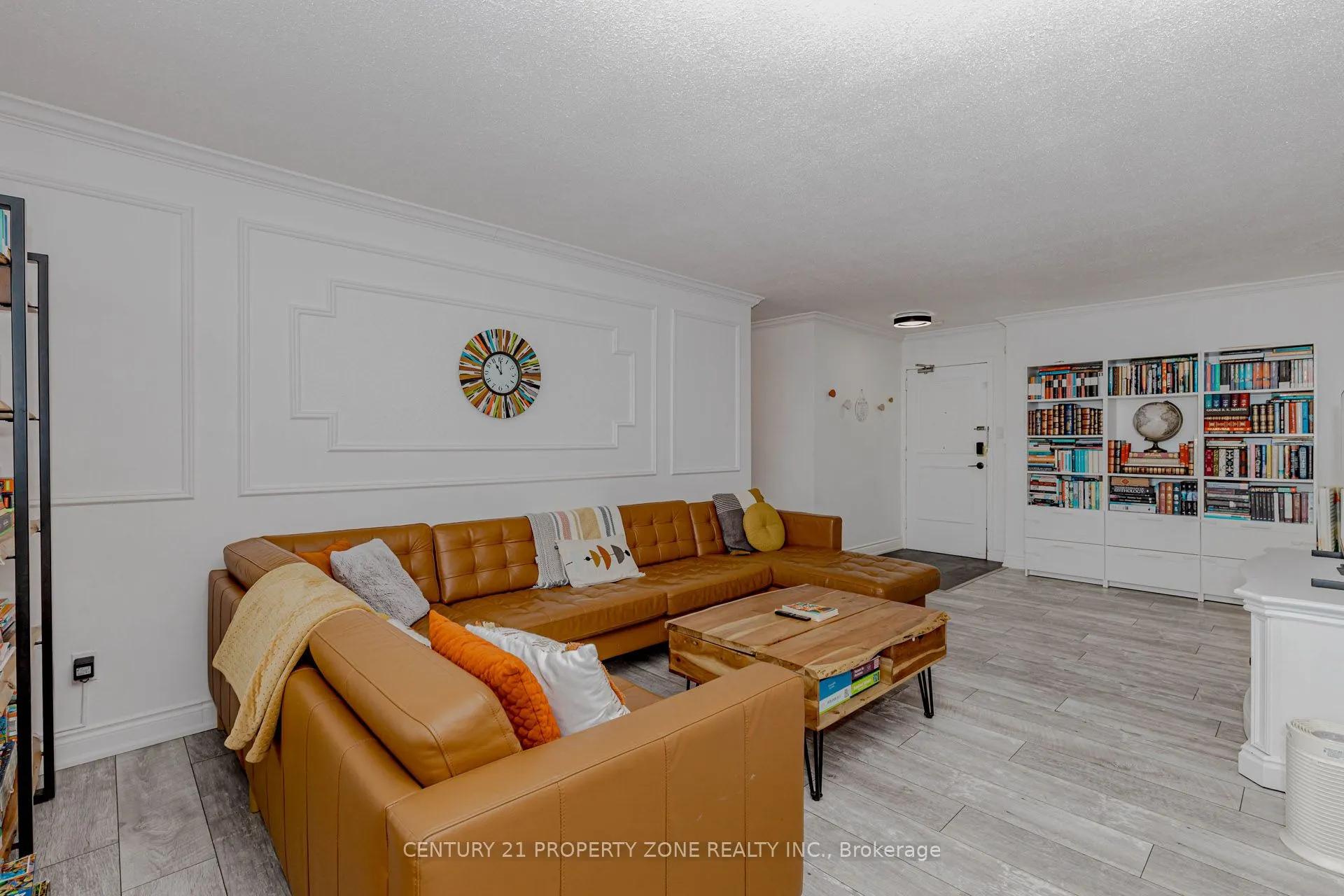 180 Markham Road #1701