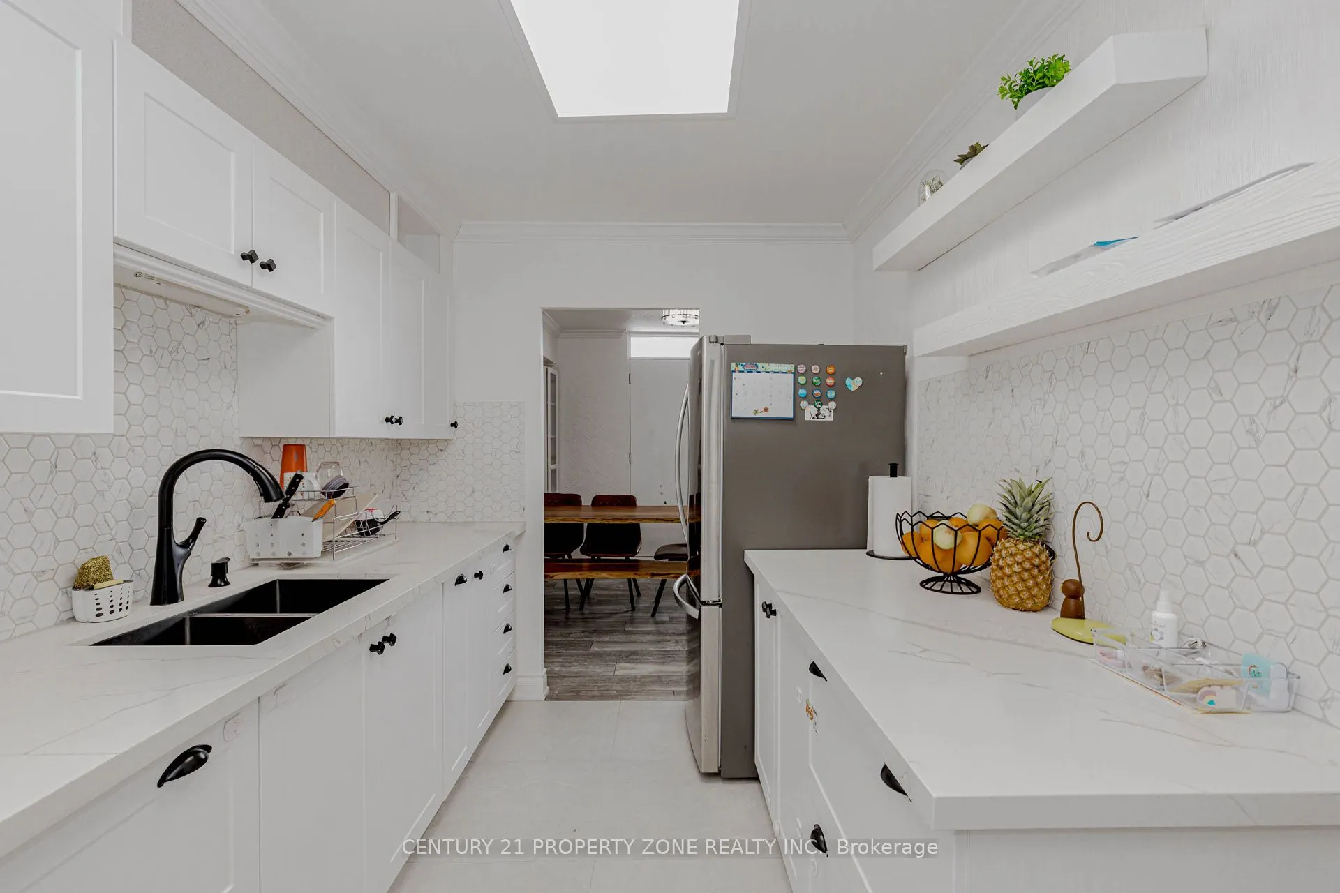 180 Markham Road #1701