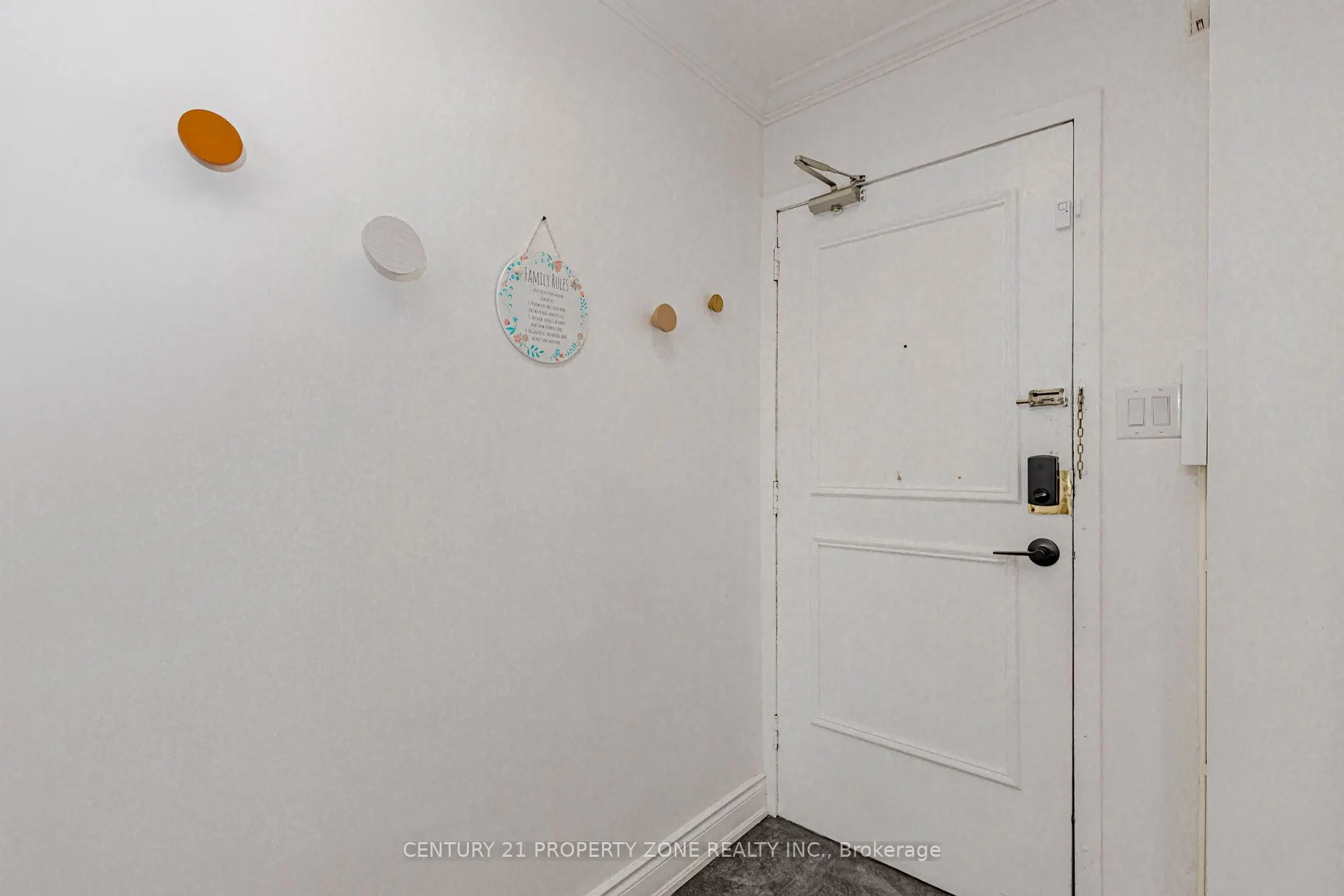 180 Markham Road #1701
