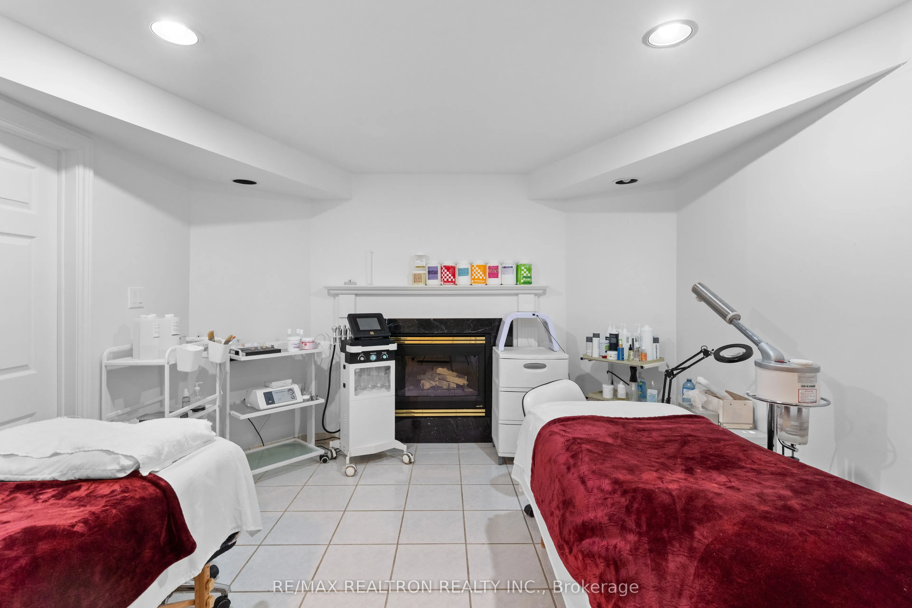 13 Freeston Crescent