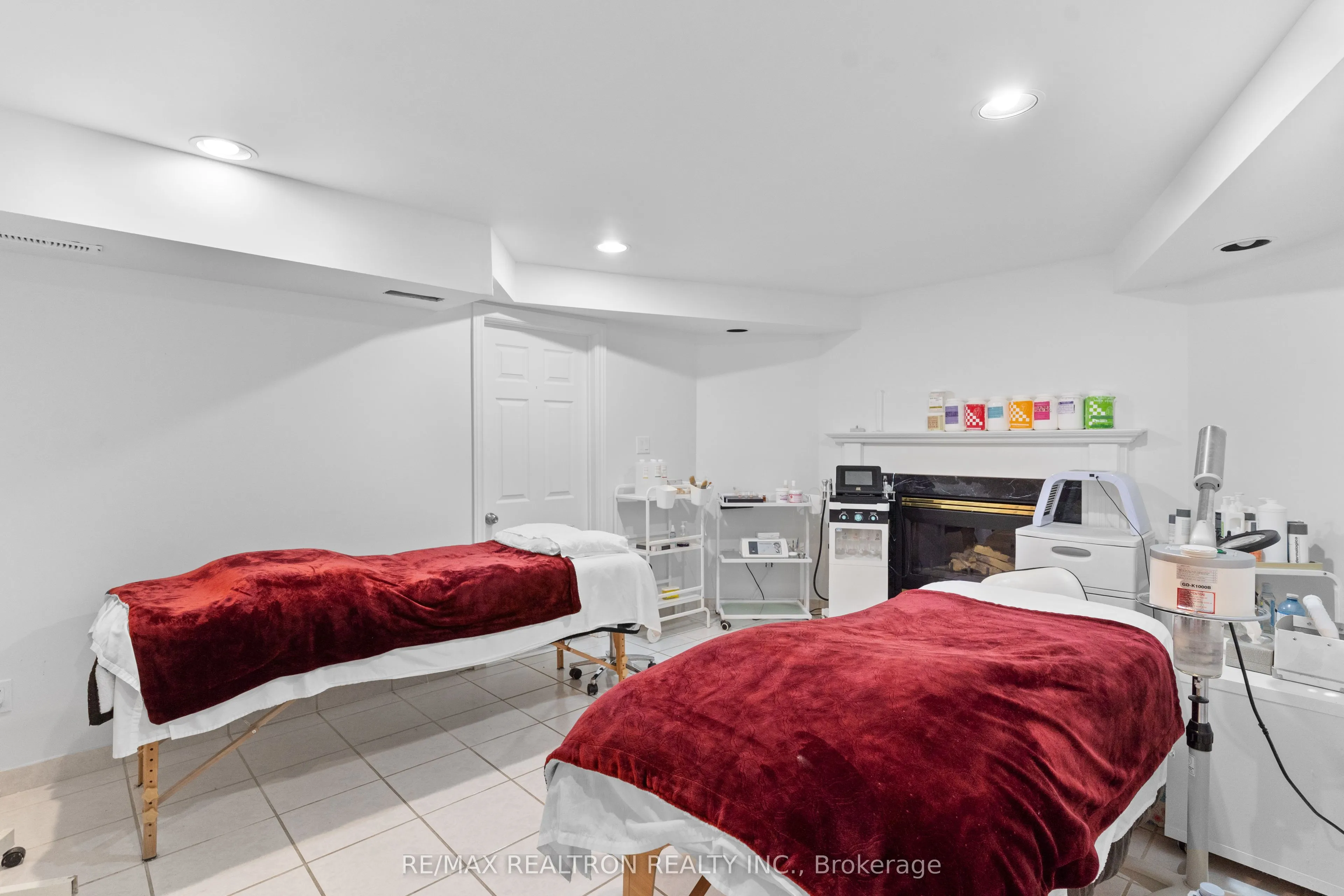 13 Freeston Crescent