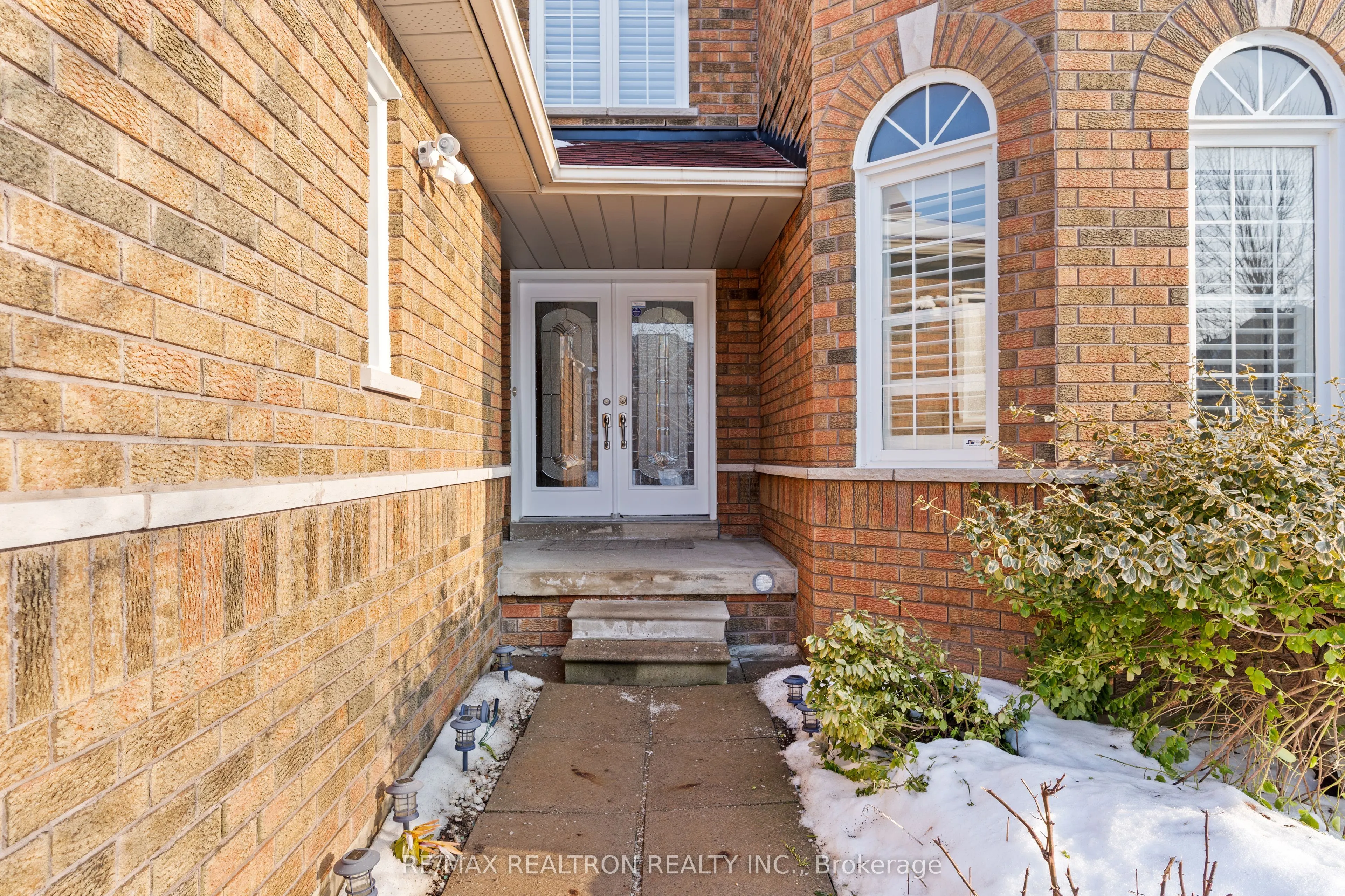 13 Freeston Crescent