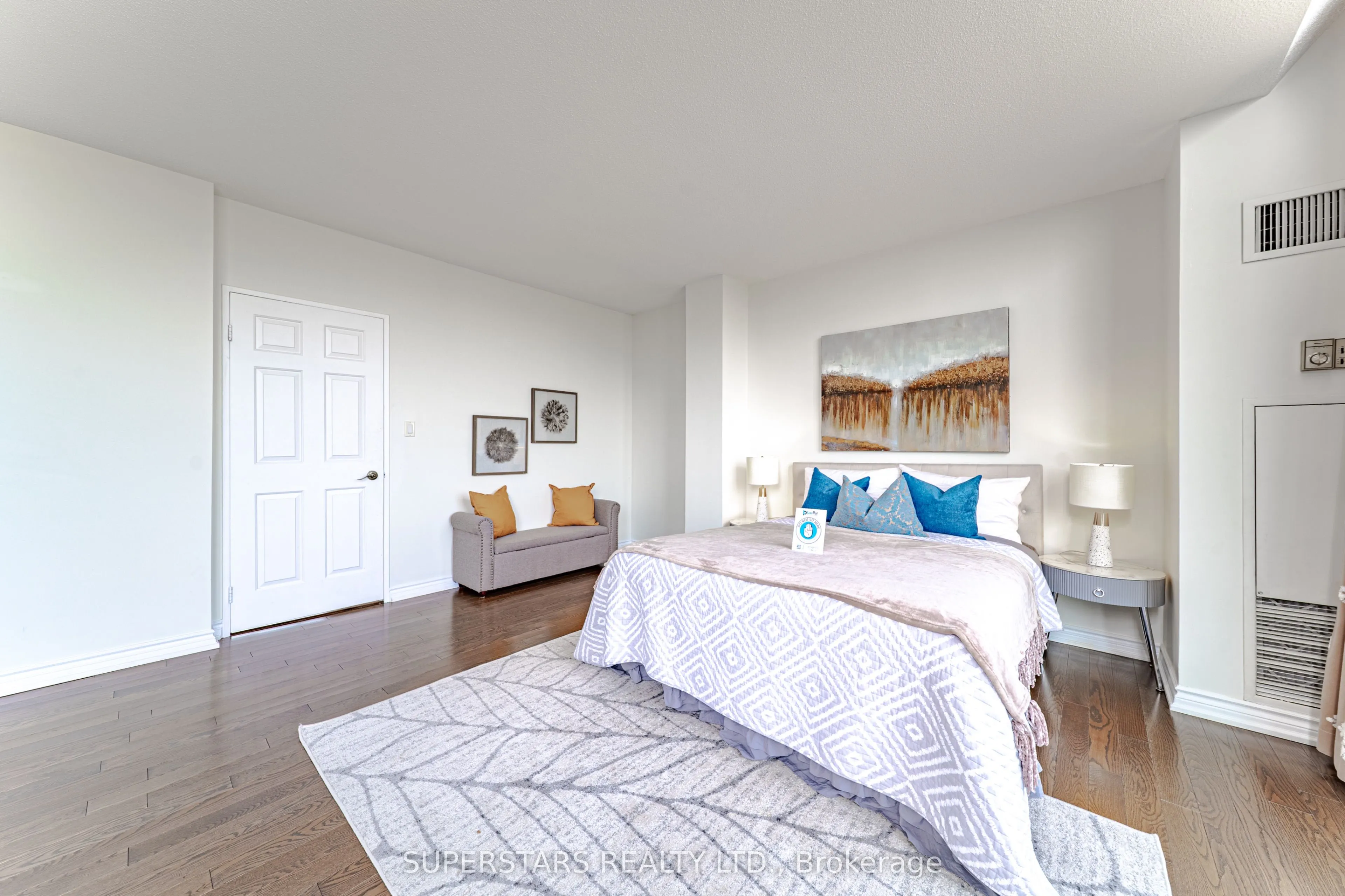 20 Guildwood Parkway #PH14