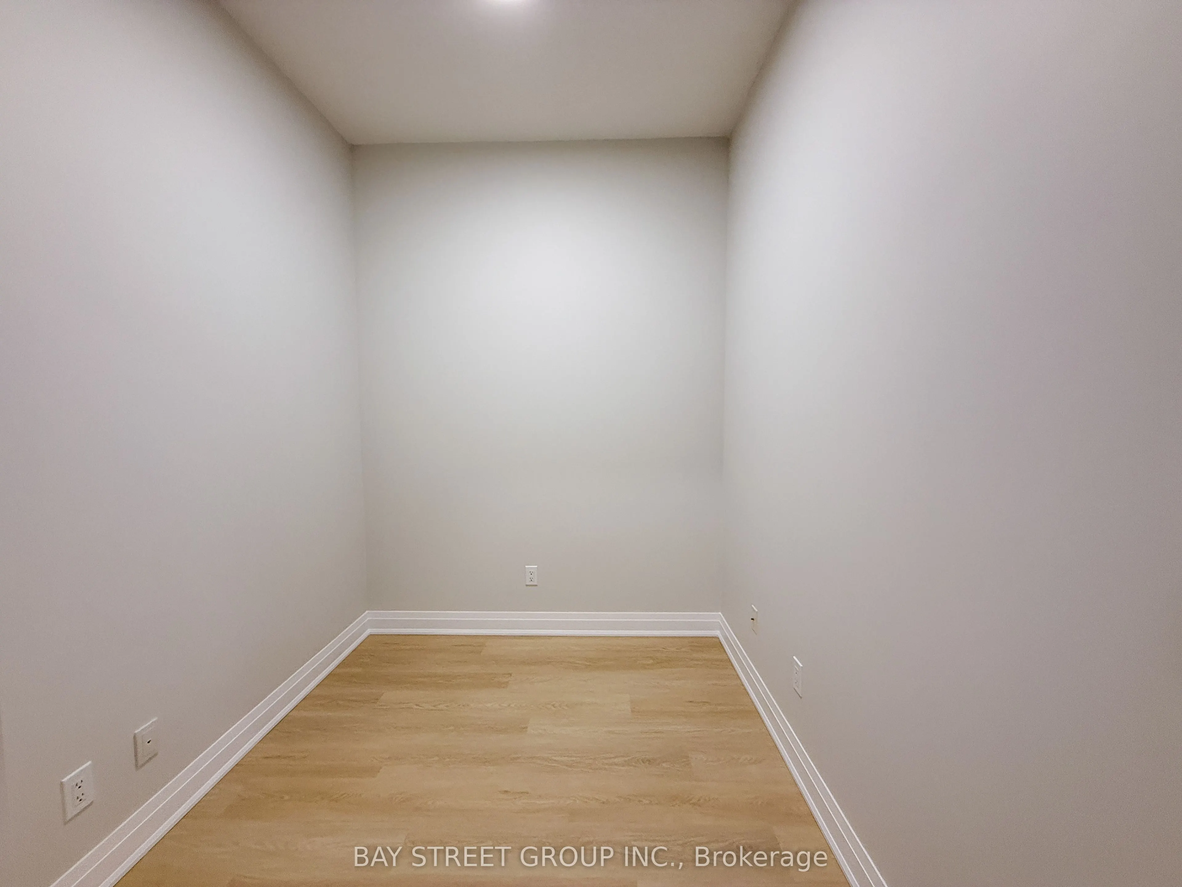 1038 Mcnicoll Avenue #218