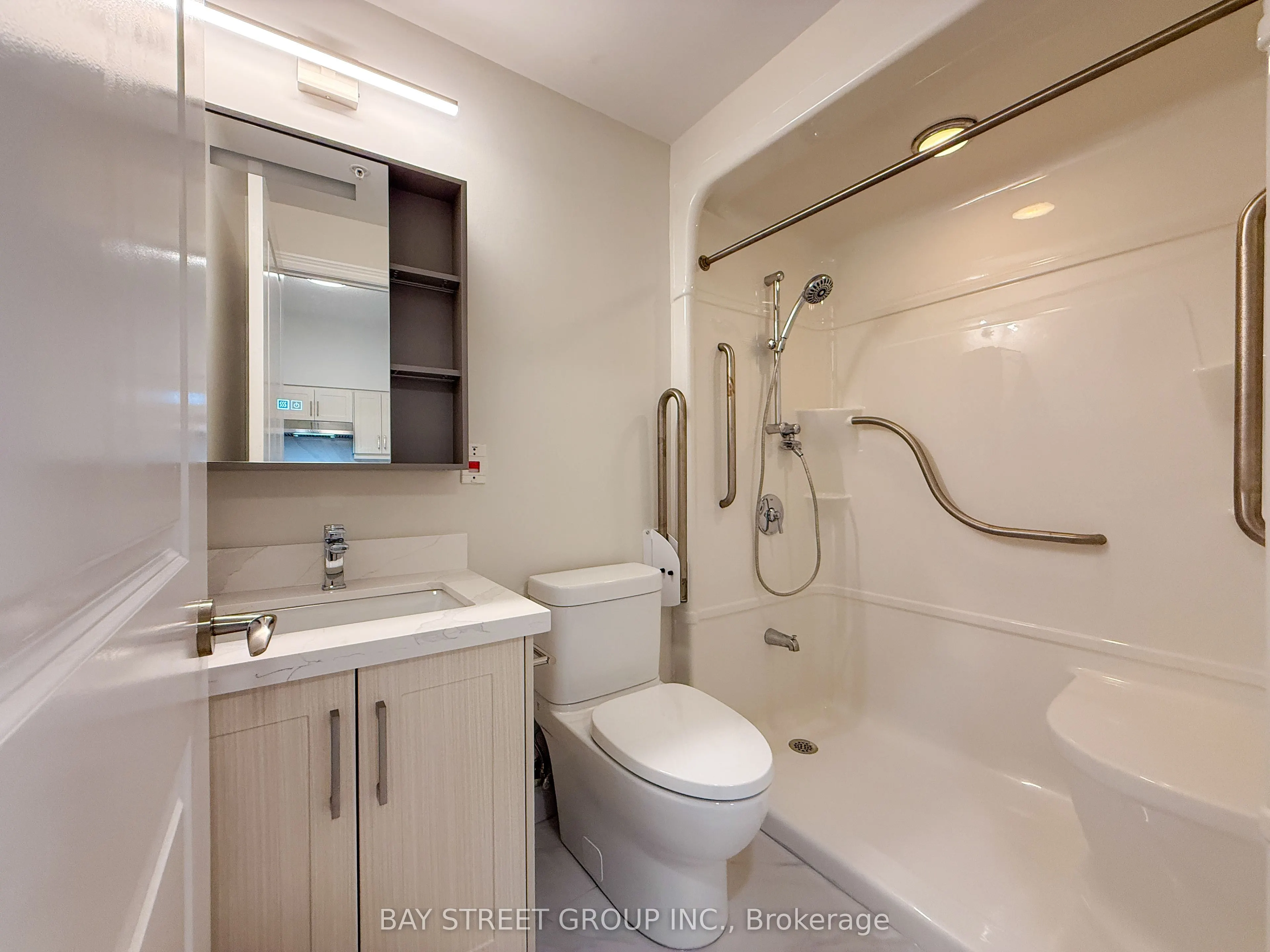1038 Mcnicoll Avenue #218