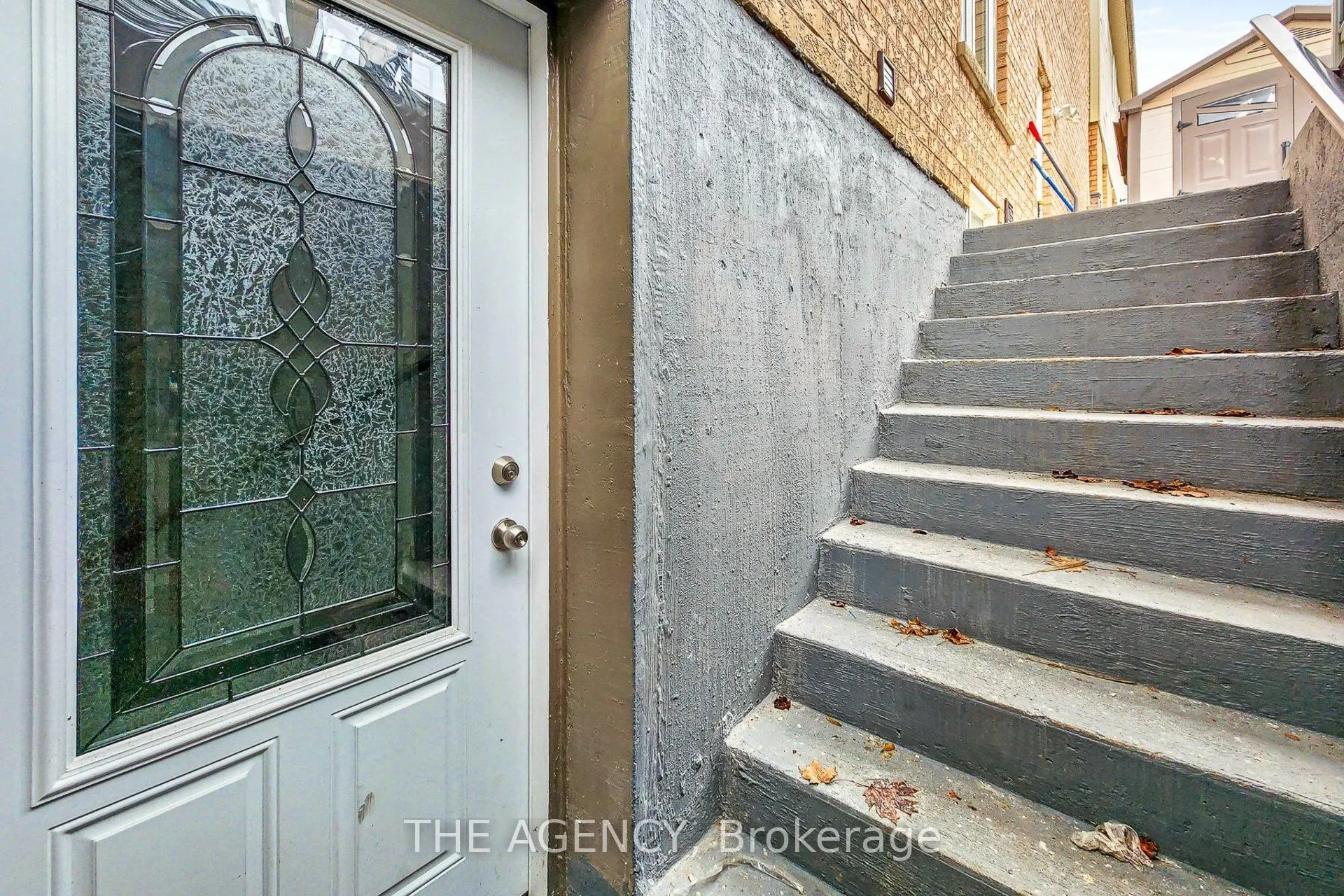 31 Seward Crescent